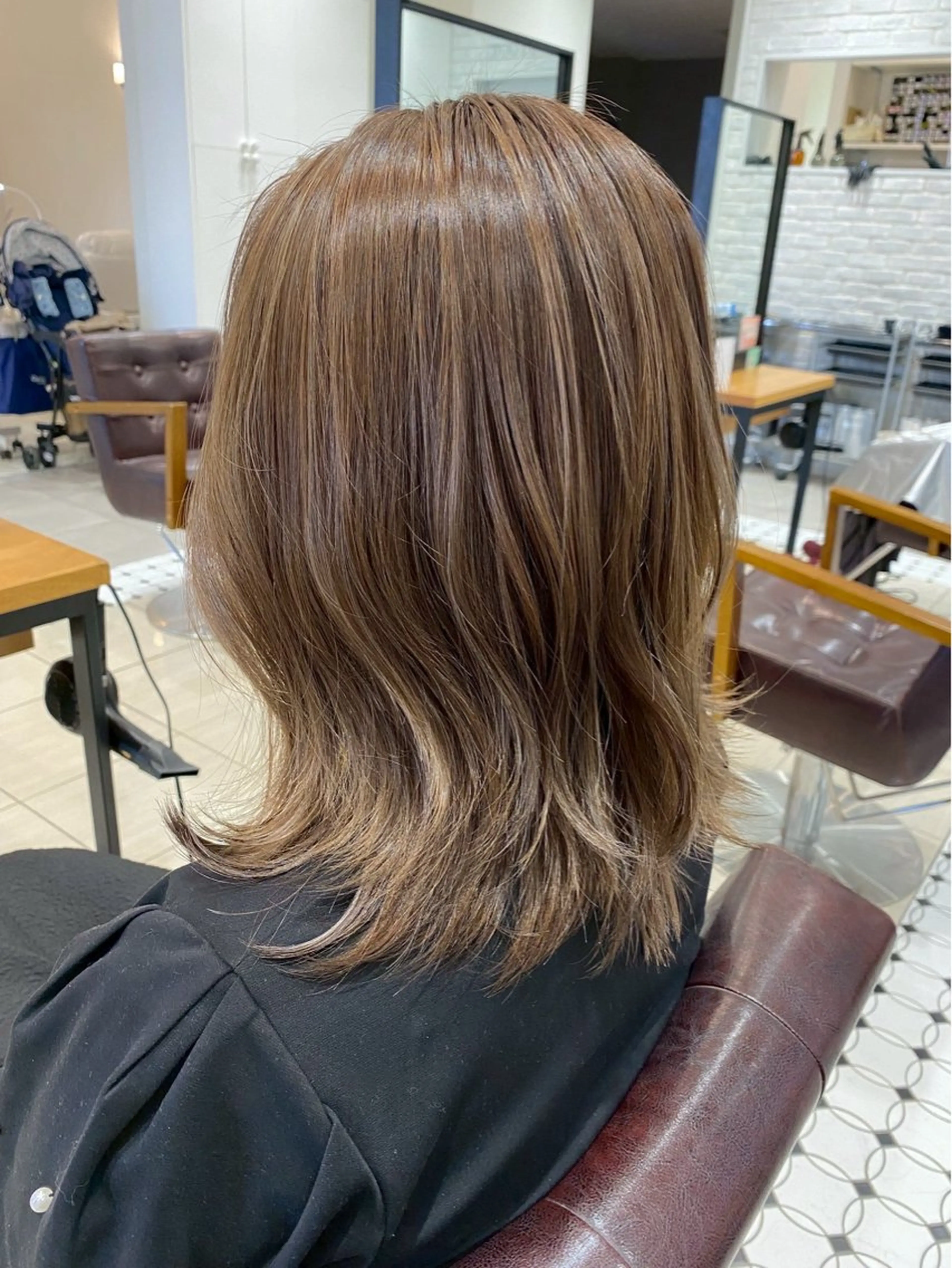 ミディアム 宮良 かなでのヘアスタイル