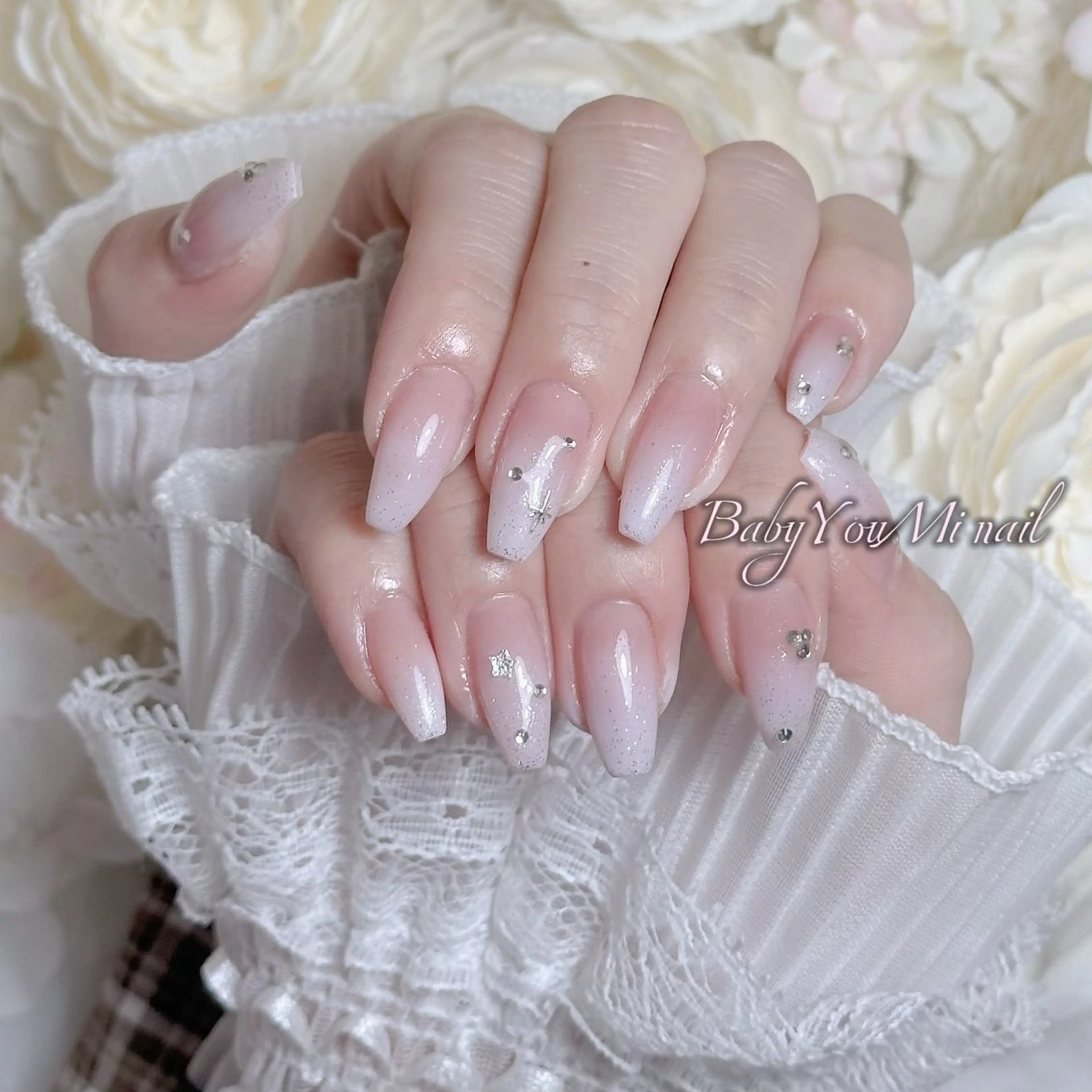 ネイル オーロラネイル チークネイル 成人式 フットネイル フレンチネイル ハンドネイル BabyYouMi nailのネイルデザイン