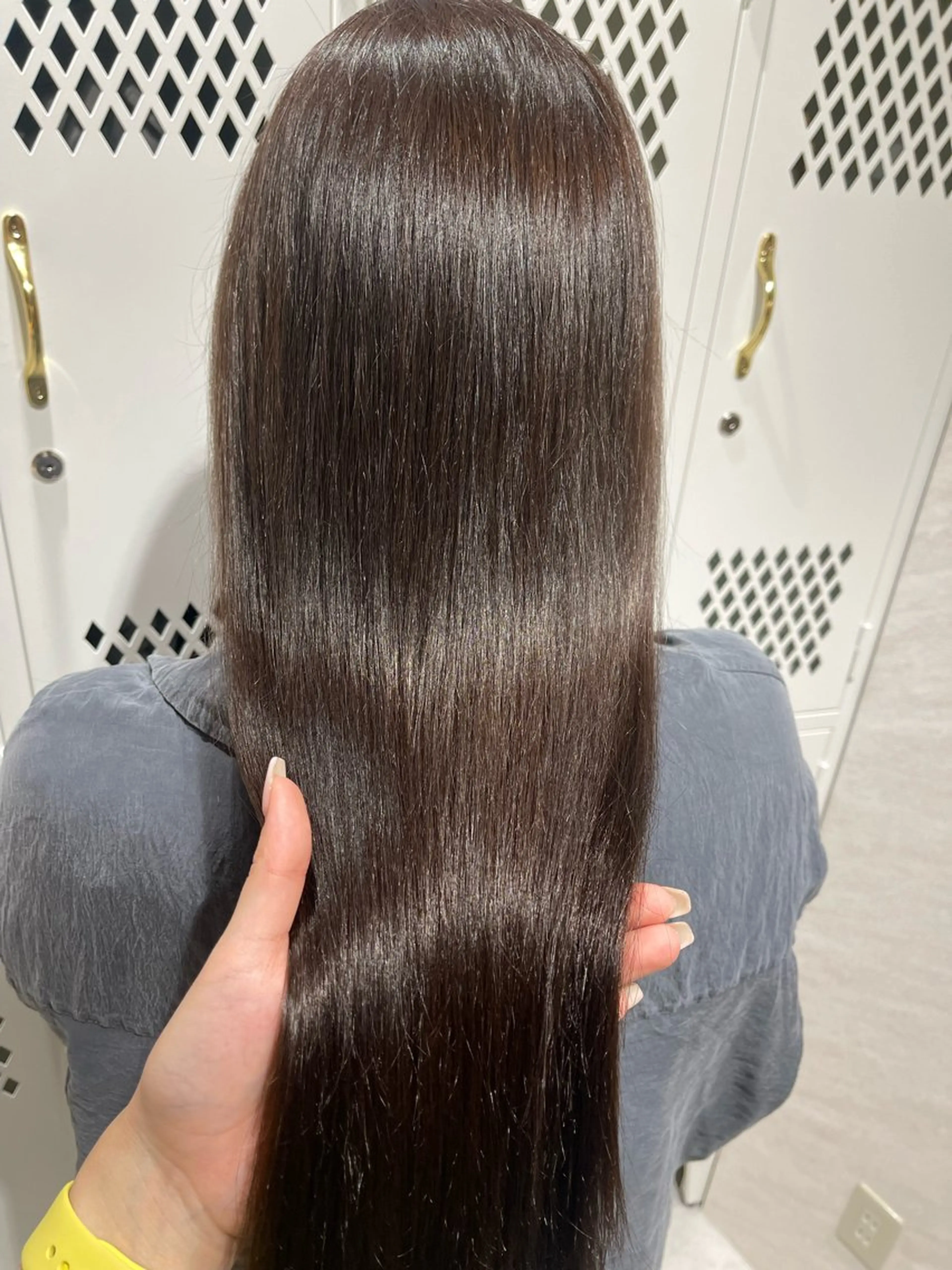 ロング カラー グレージュ カット ヘアカラー トリートメント 🩵ボブ/レイヤー /髪質改善🩵のヘアスタイル