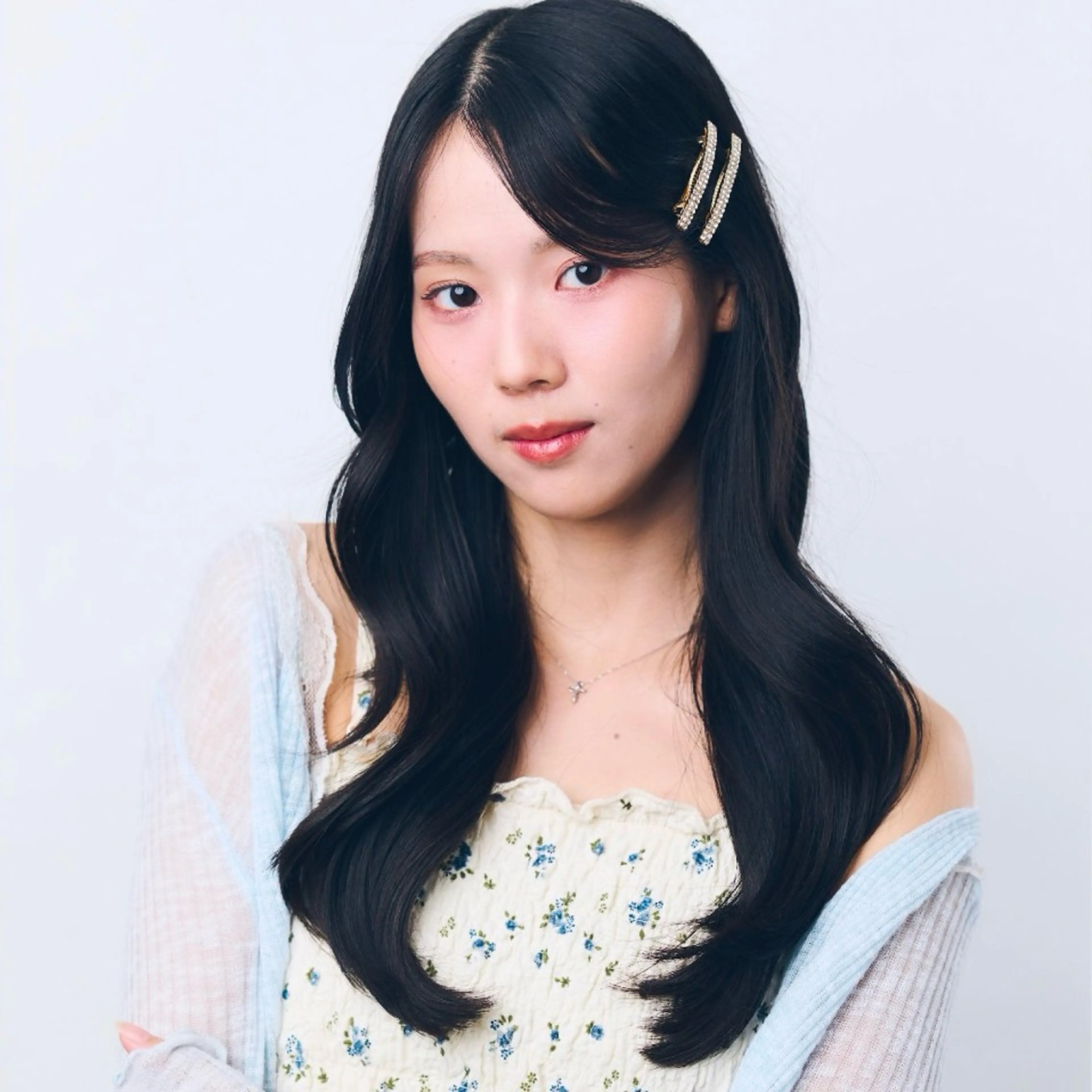 ロング くびれヘア 志村 奈々のヘアスタイル