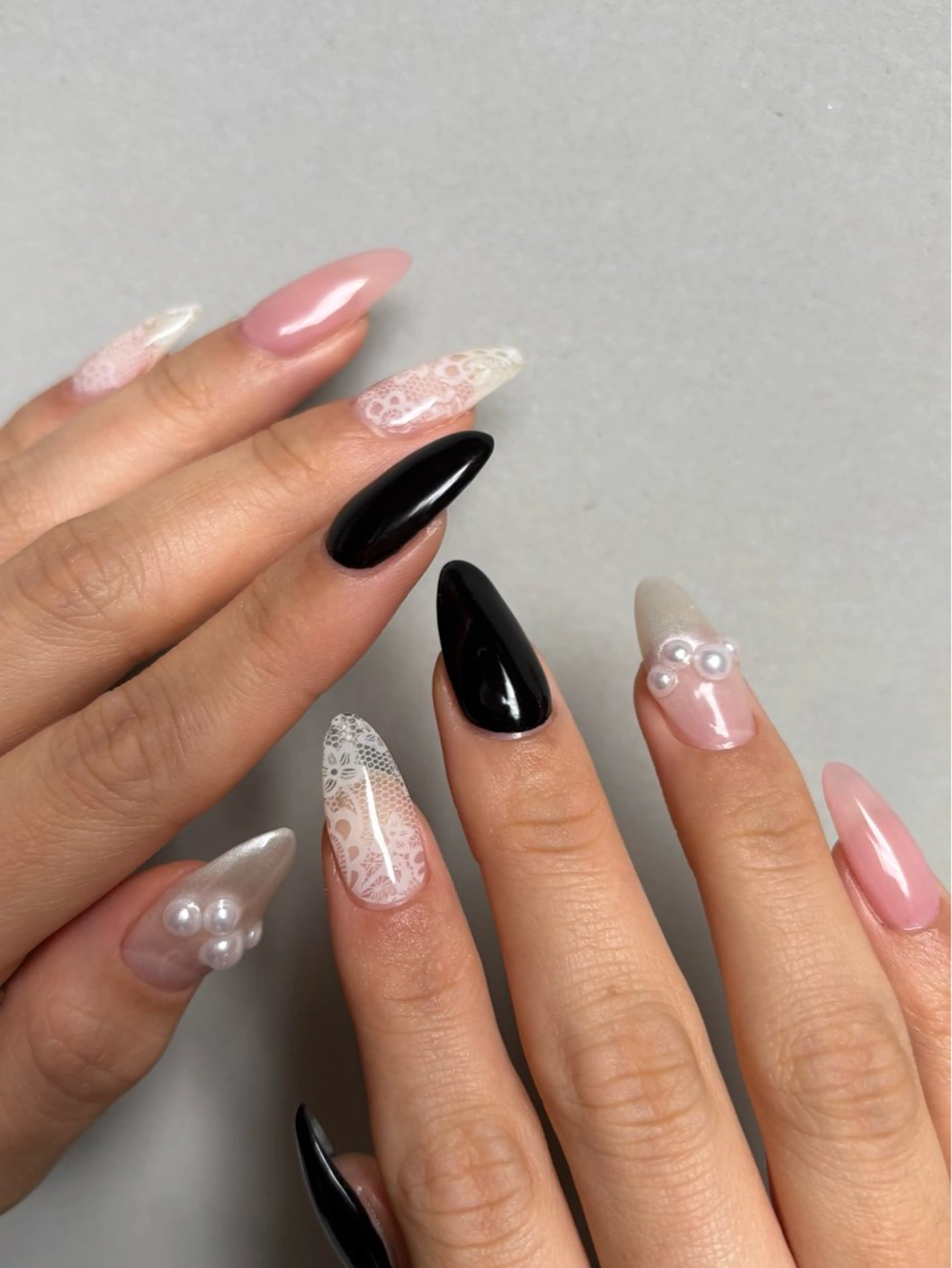 ネイル Manon Tomiのネイルデザイン