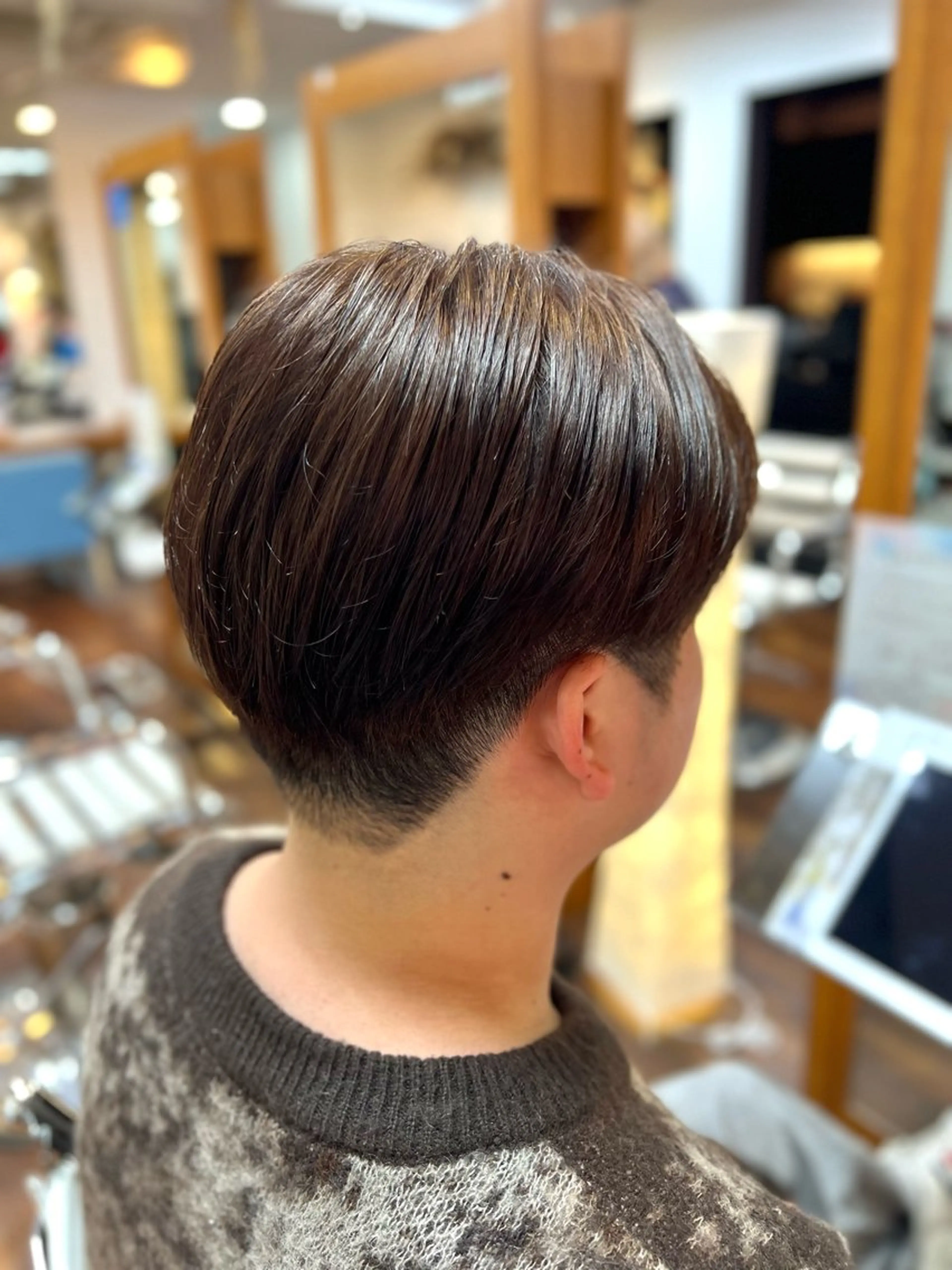 カラー メンズ ブラウンカラー カット ヘアカラー NAGISA 𝜗𝜚のヘアスタイル