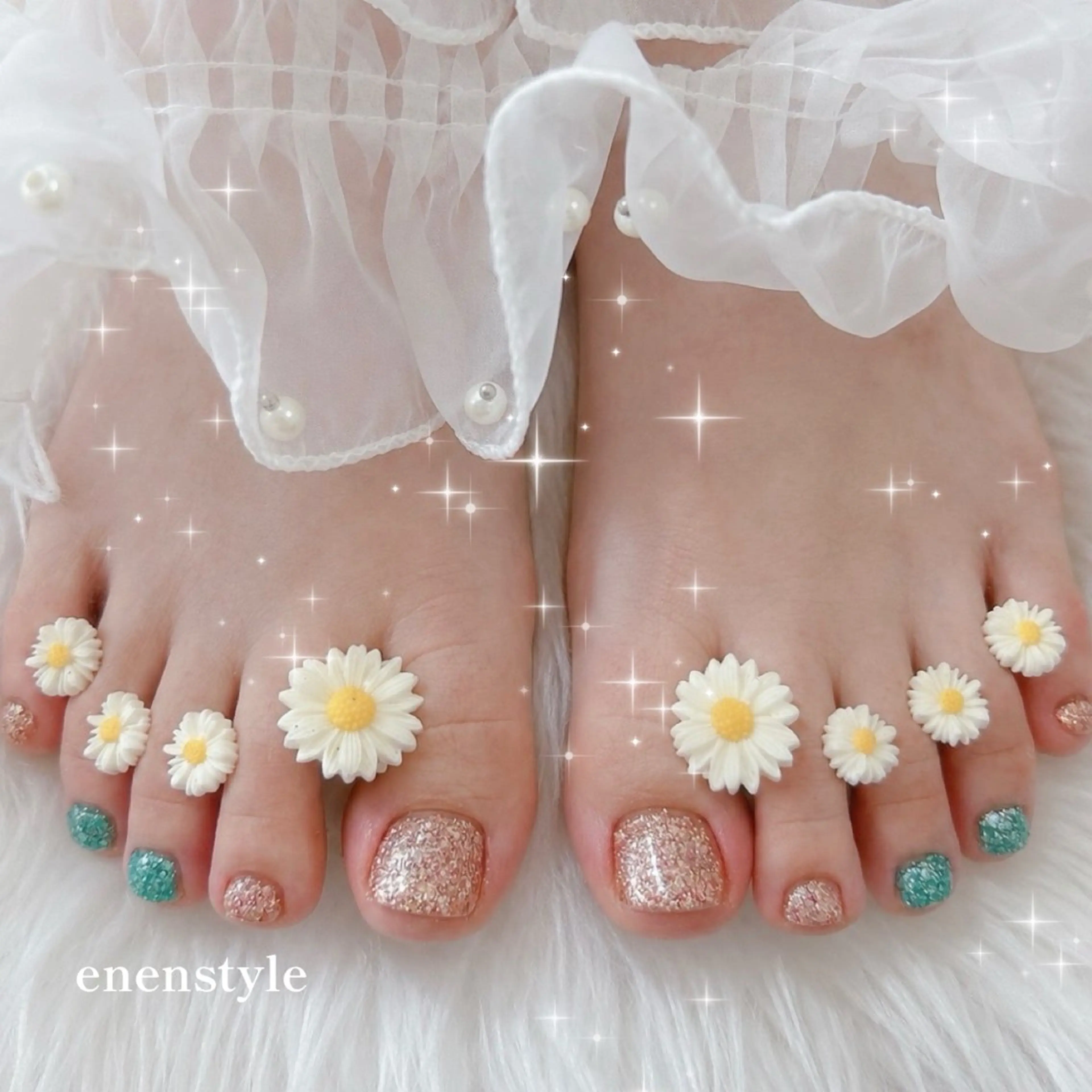 ネイル フットネイル enenstyle YUAのネイルデザイン