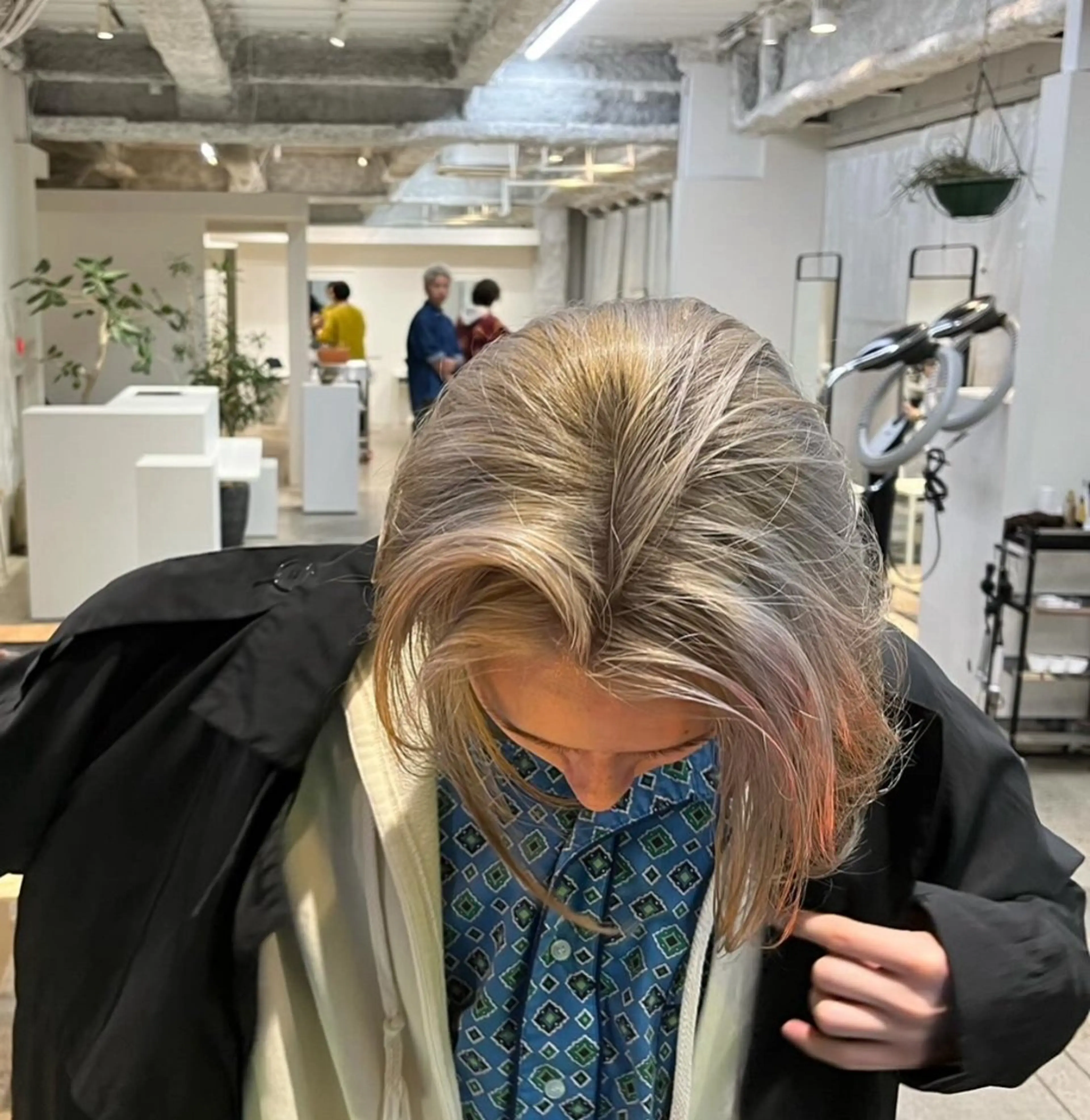 カラー メンズ ANY/メンズ特化/ シバヤ ユウキのヘアスタイル