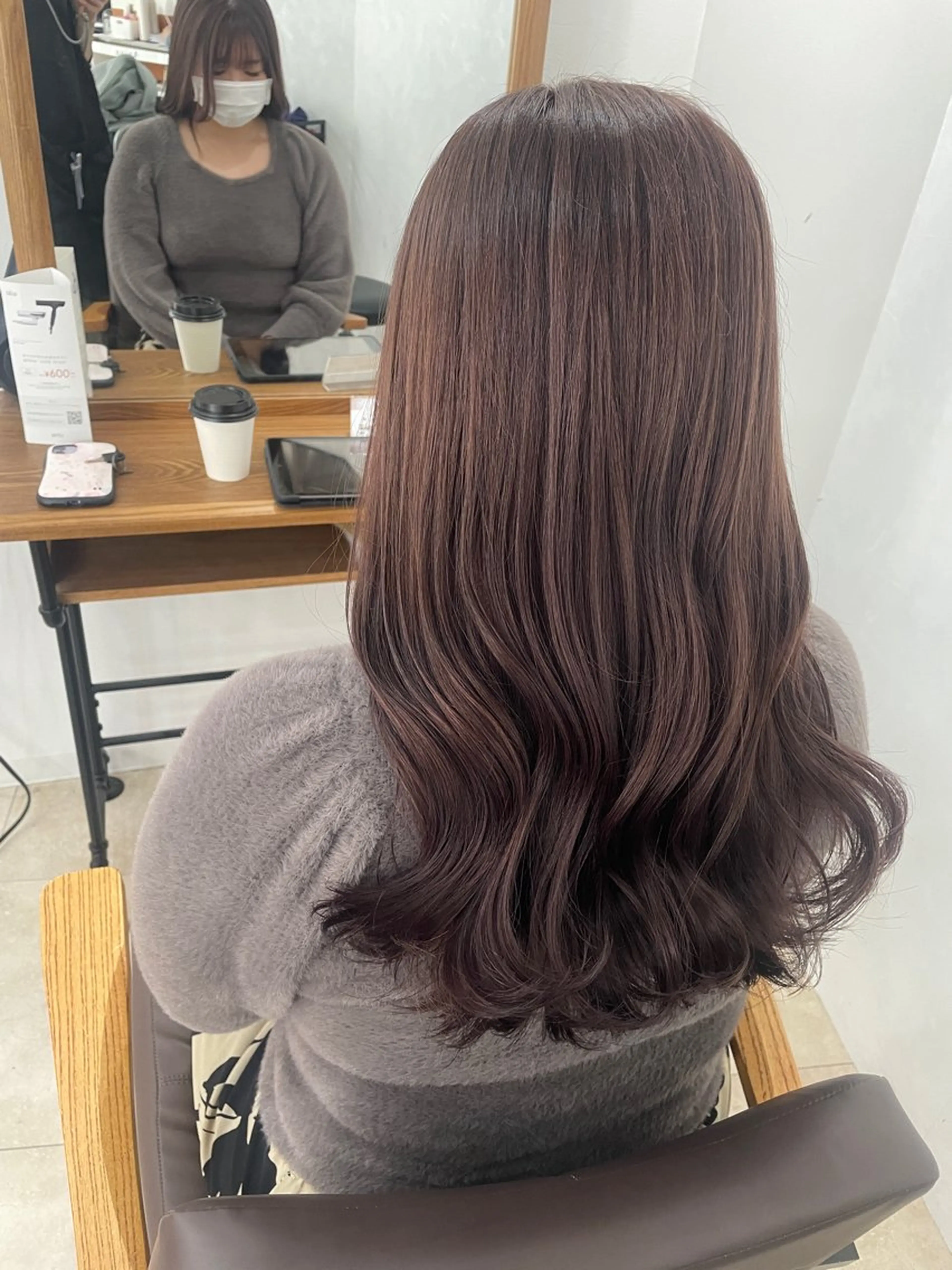 セミロング カット ヘアカラー トリートメント コトネ🫧 韓国風レイヤーカットのヘアスタイル
