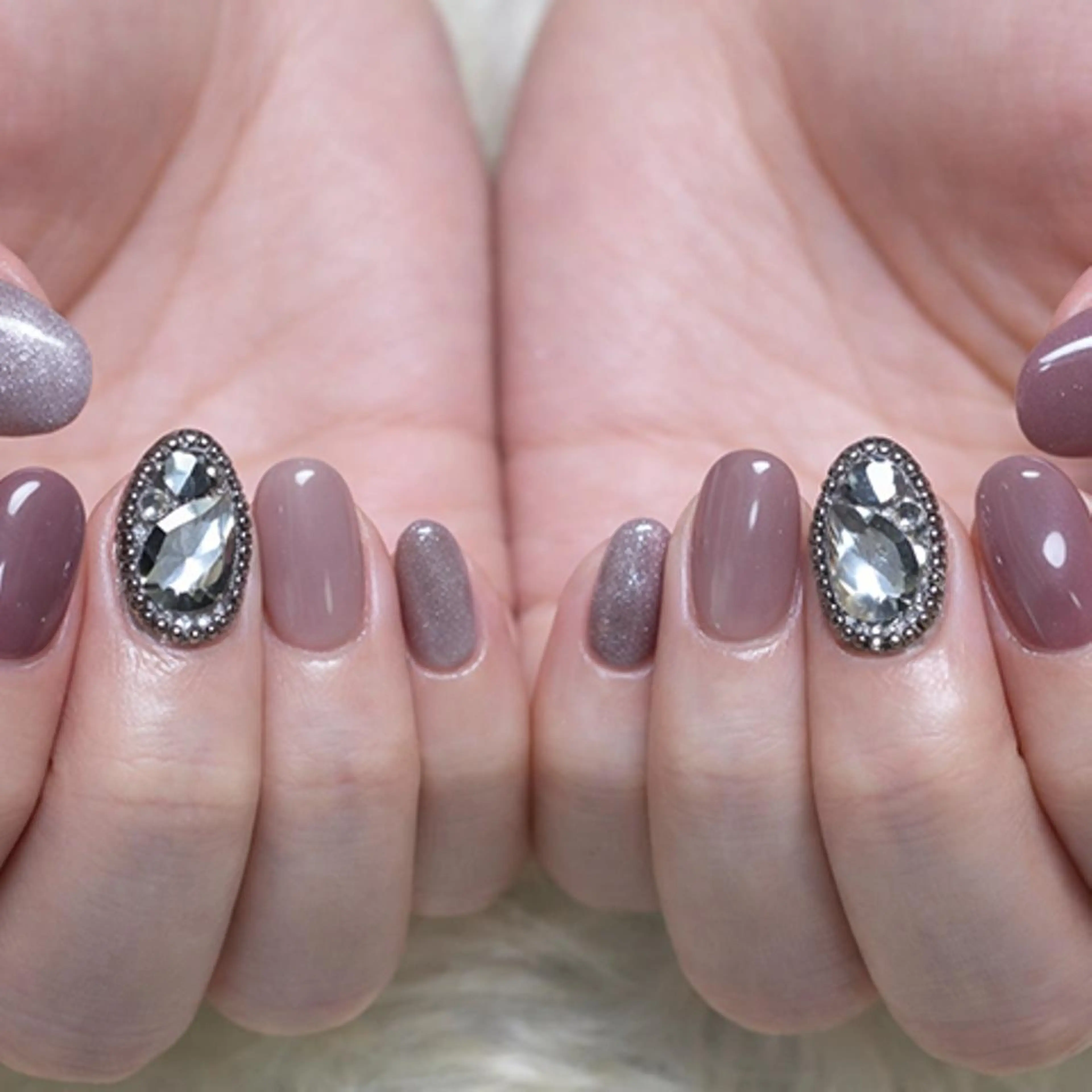 ネイル ハンドネイル Miku. Nのネイルデザイン