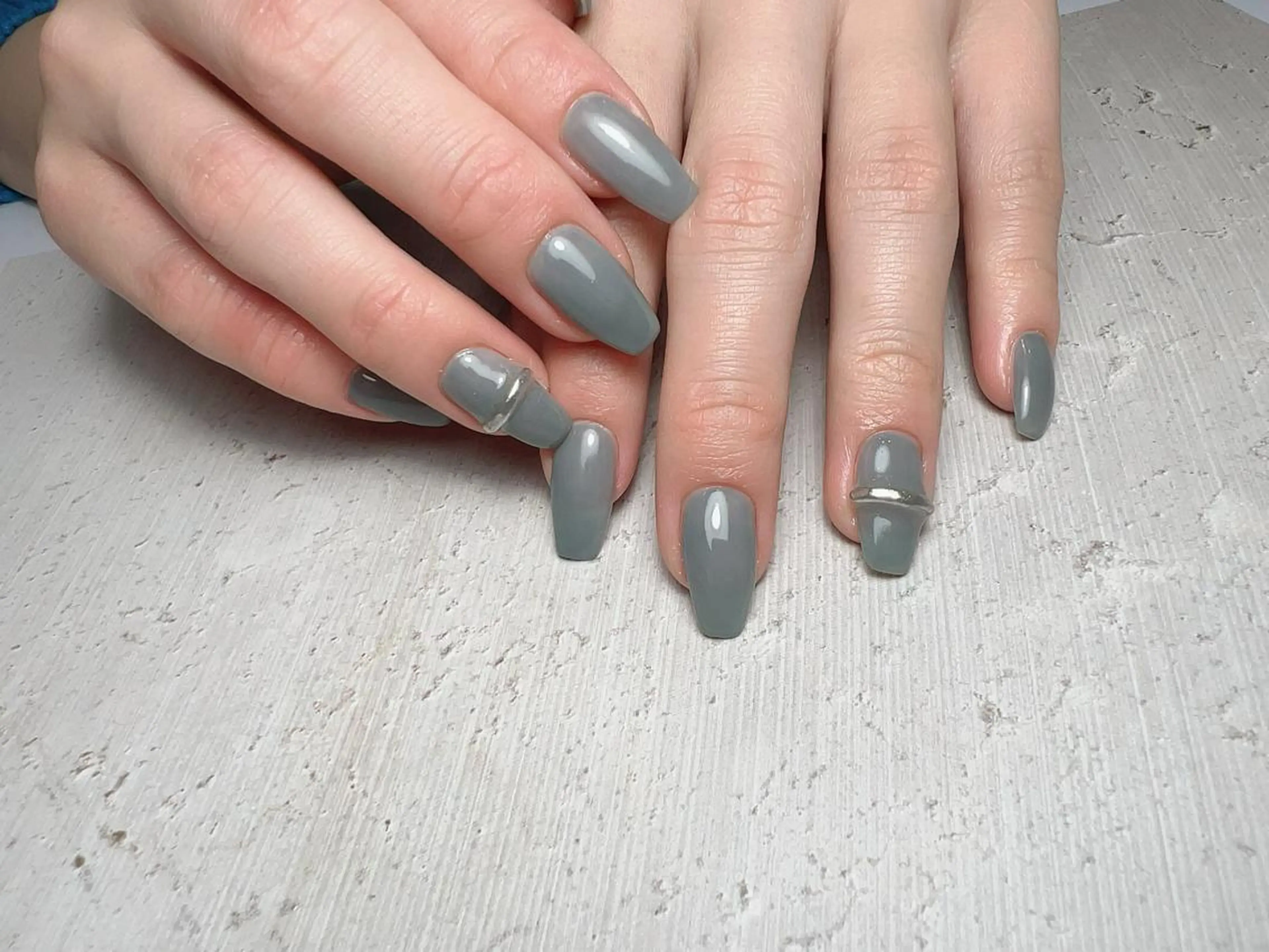 ネイル 𝐑𝐞𝐯𝐢𝐨 ___堺市西区のマツエク・マツパデザイン