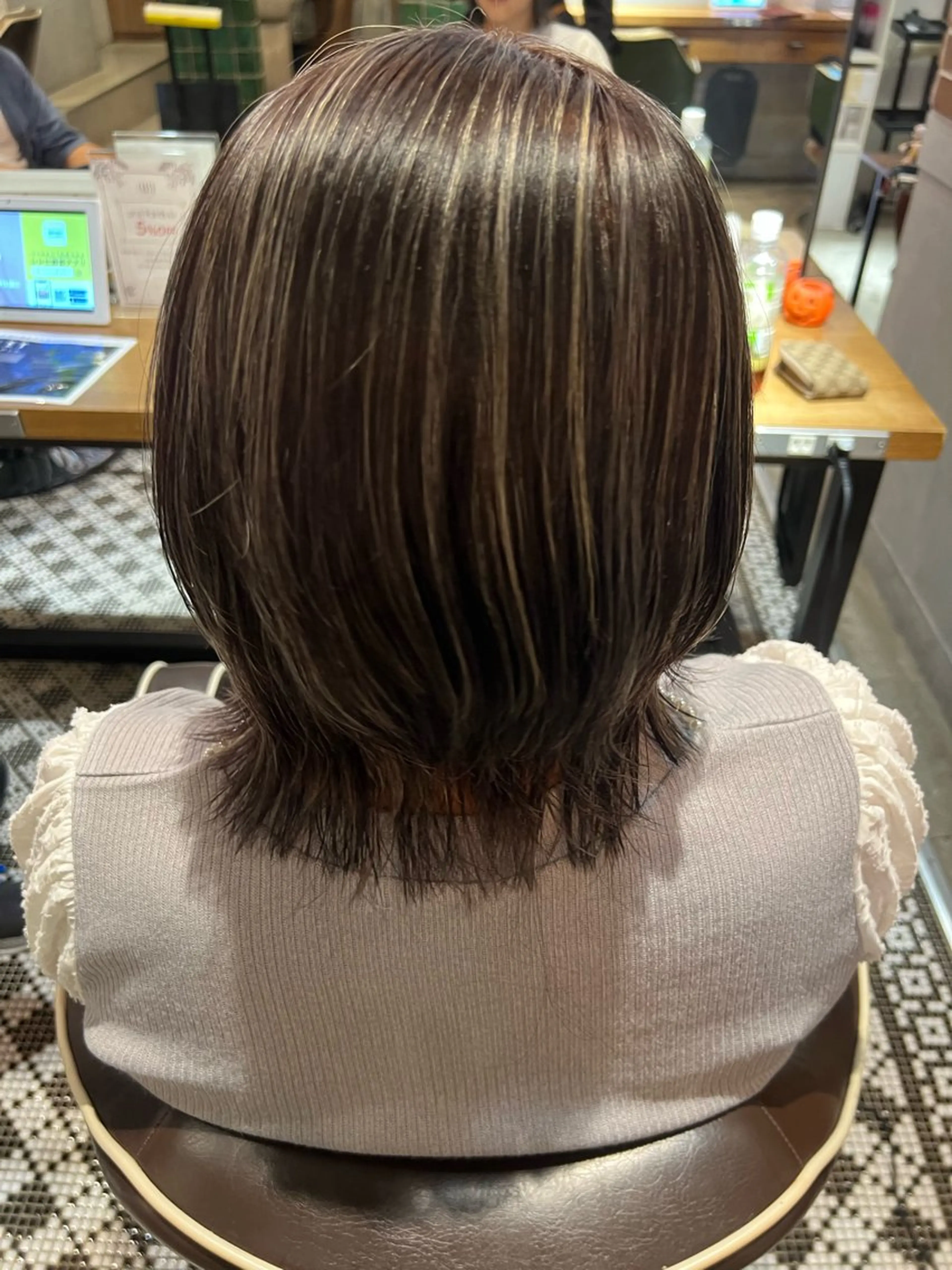 ミディアム カラー ヘアカラー トリートメント 🦋店長🦋 ほんさわ みずきのヘアスタイル