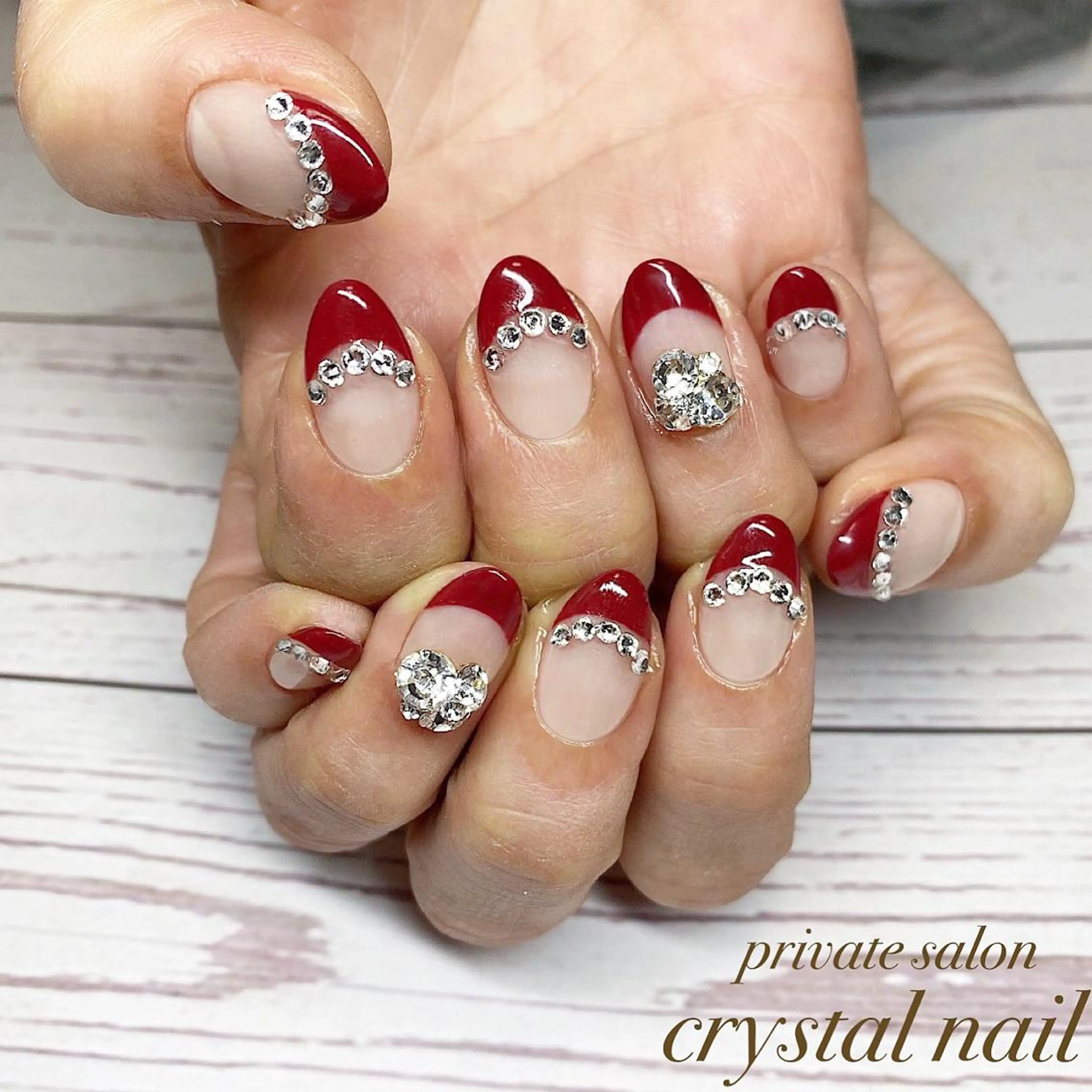 ネイル フレンチネイル ストーンネイル Crystal Nailのネイルデザイン