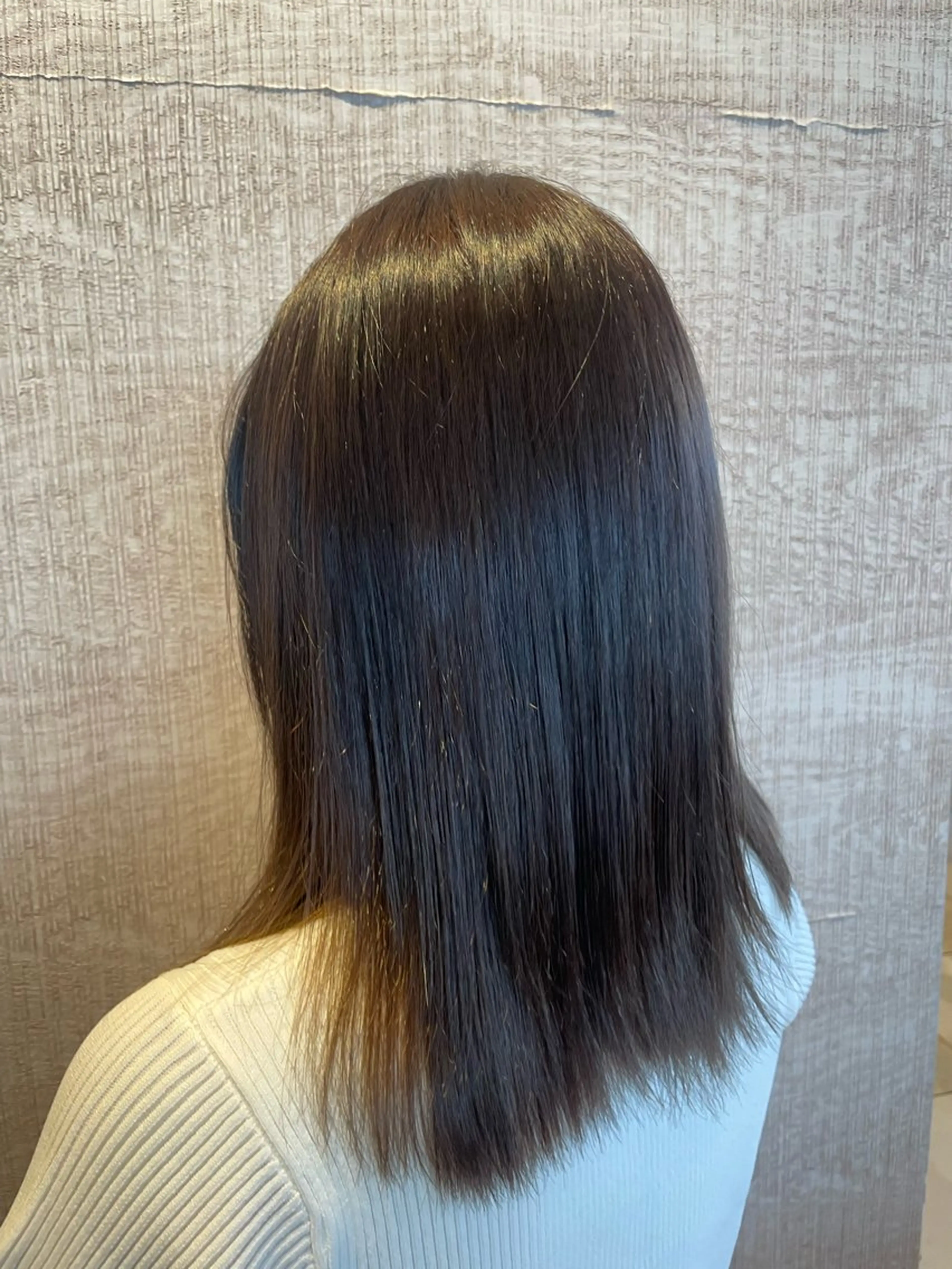 ミディアム 渡辺 恵理佳のヘアスタイル