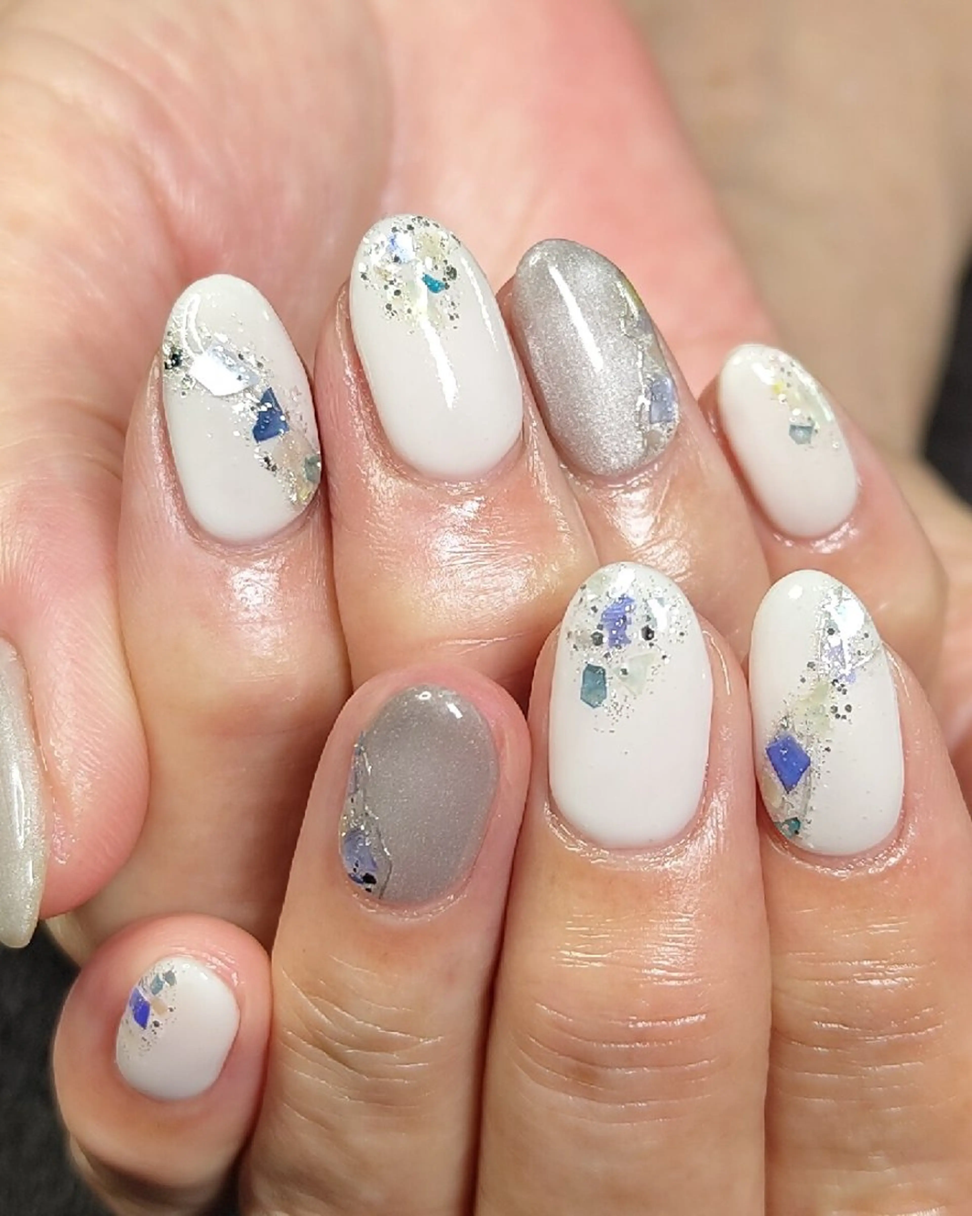 ミディアム ハンドネイル mg nailのネイルデザイン