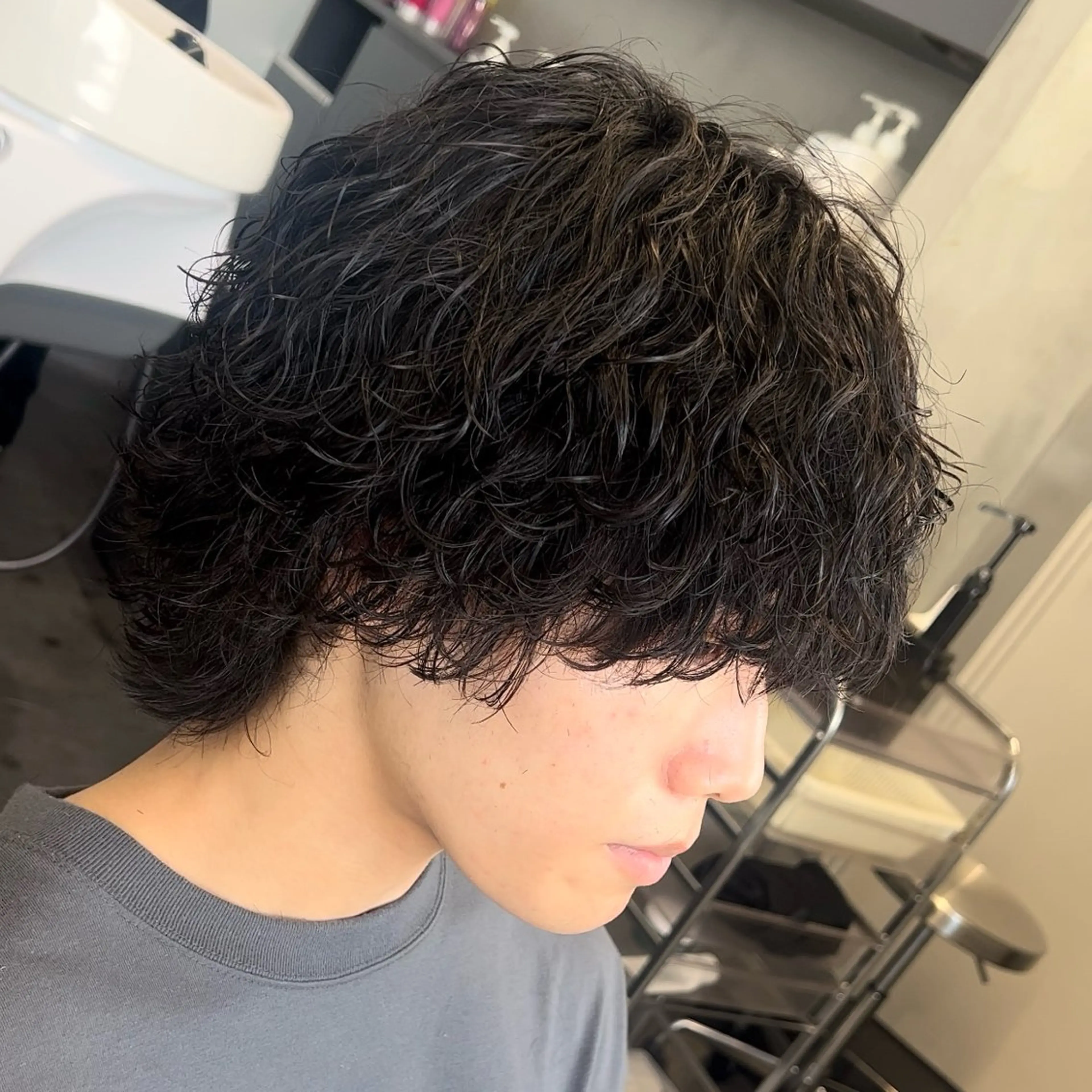 ショート パーマ メンズ メンズパーマ 波巻きパーマ メンズウルフカット ウルフカット 松下 友希 【fifth】のヘアスタイル