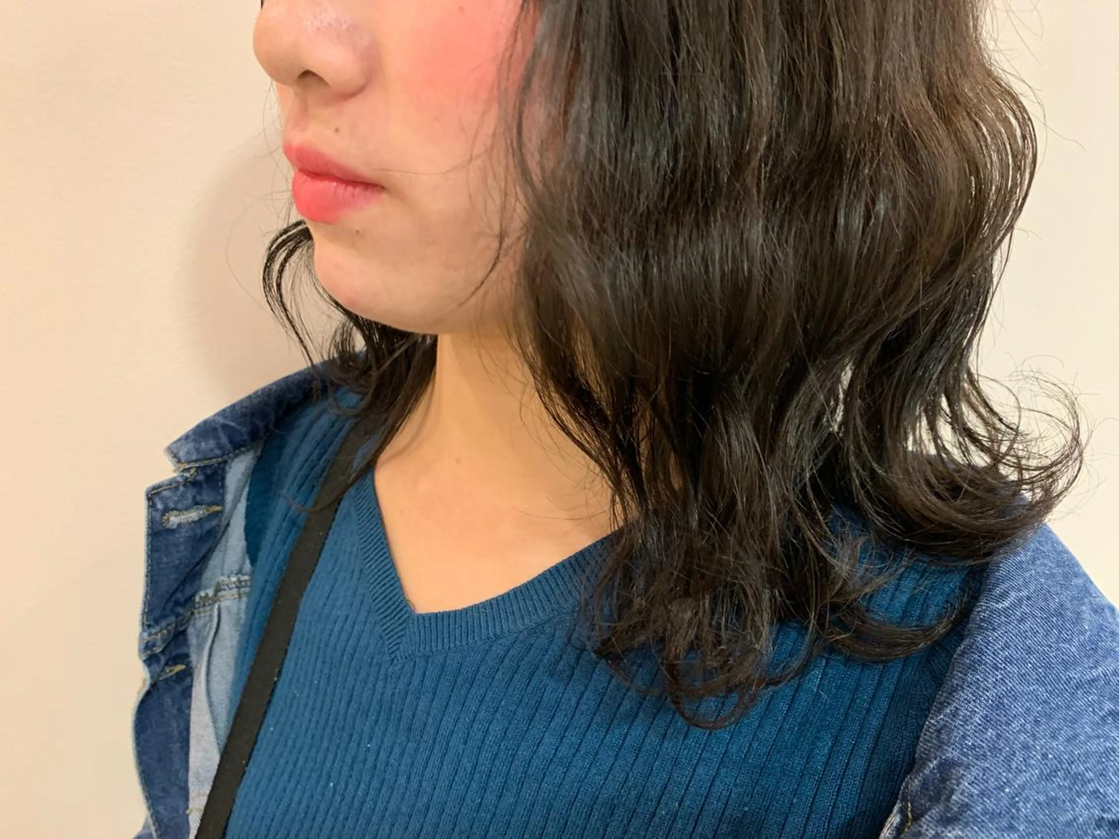 ミディアム カラー ベージュカラー オリーブベージュ カット ヘアカラー 顔まわりカット✄ ベージュカラー🧸のヘアスタイル