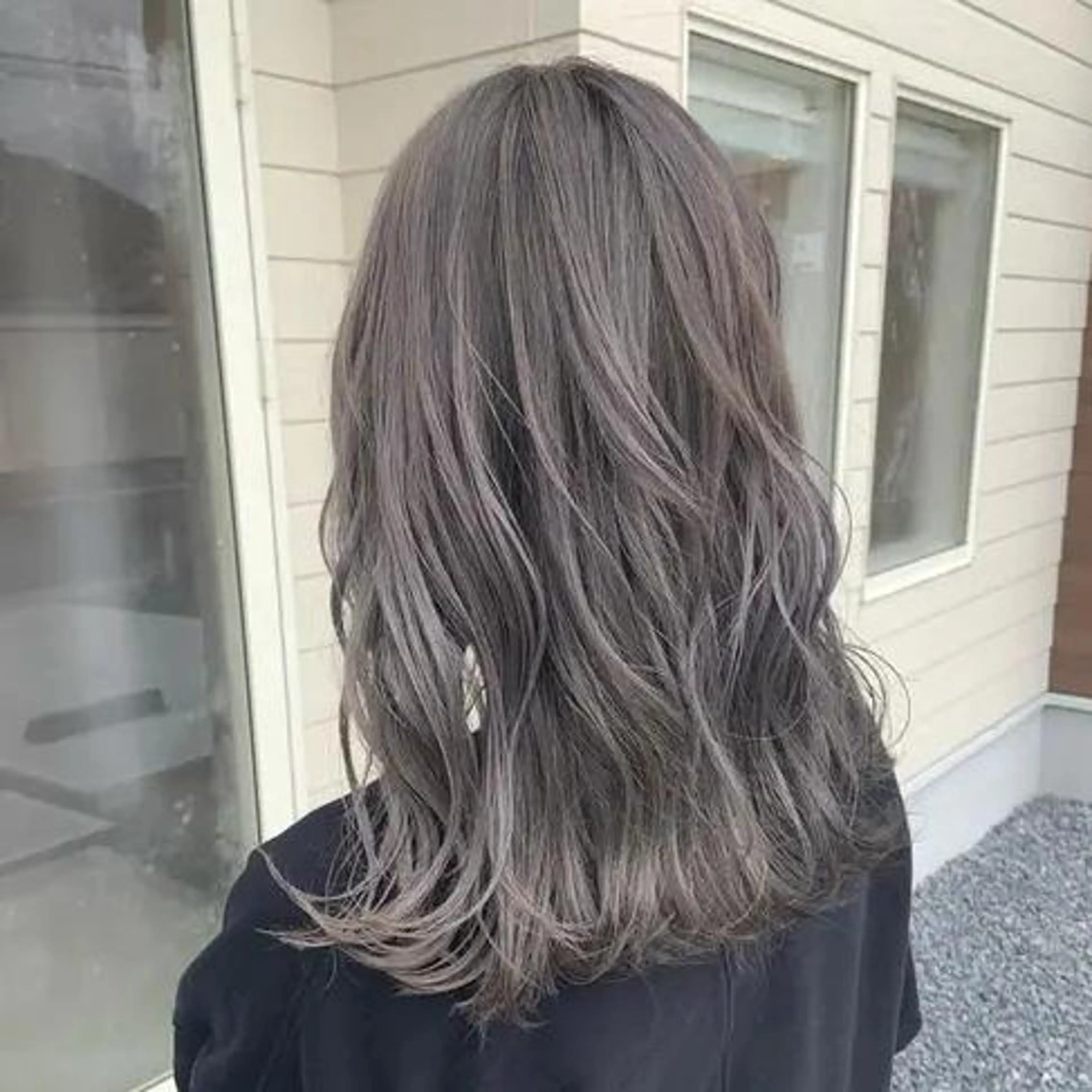 セミロング カラー [MOK京都北白川店 ]黒田蓮音のヘアスタイル