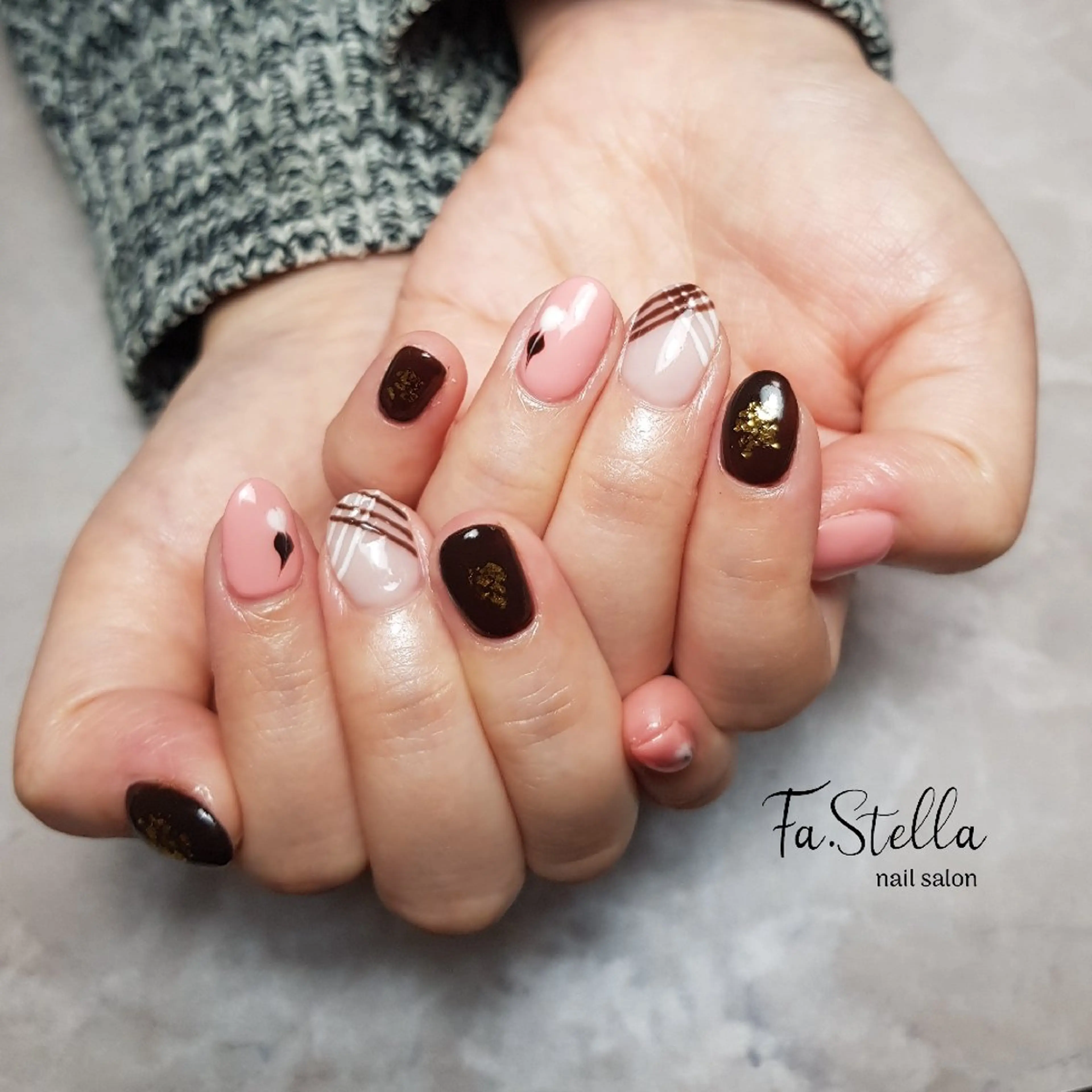 ネイル ブラウン ピンク バレンタイン ハンドネイル Fa.Stella ファステラ のネイルデザイン