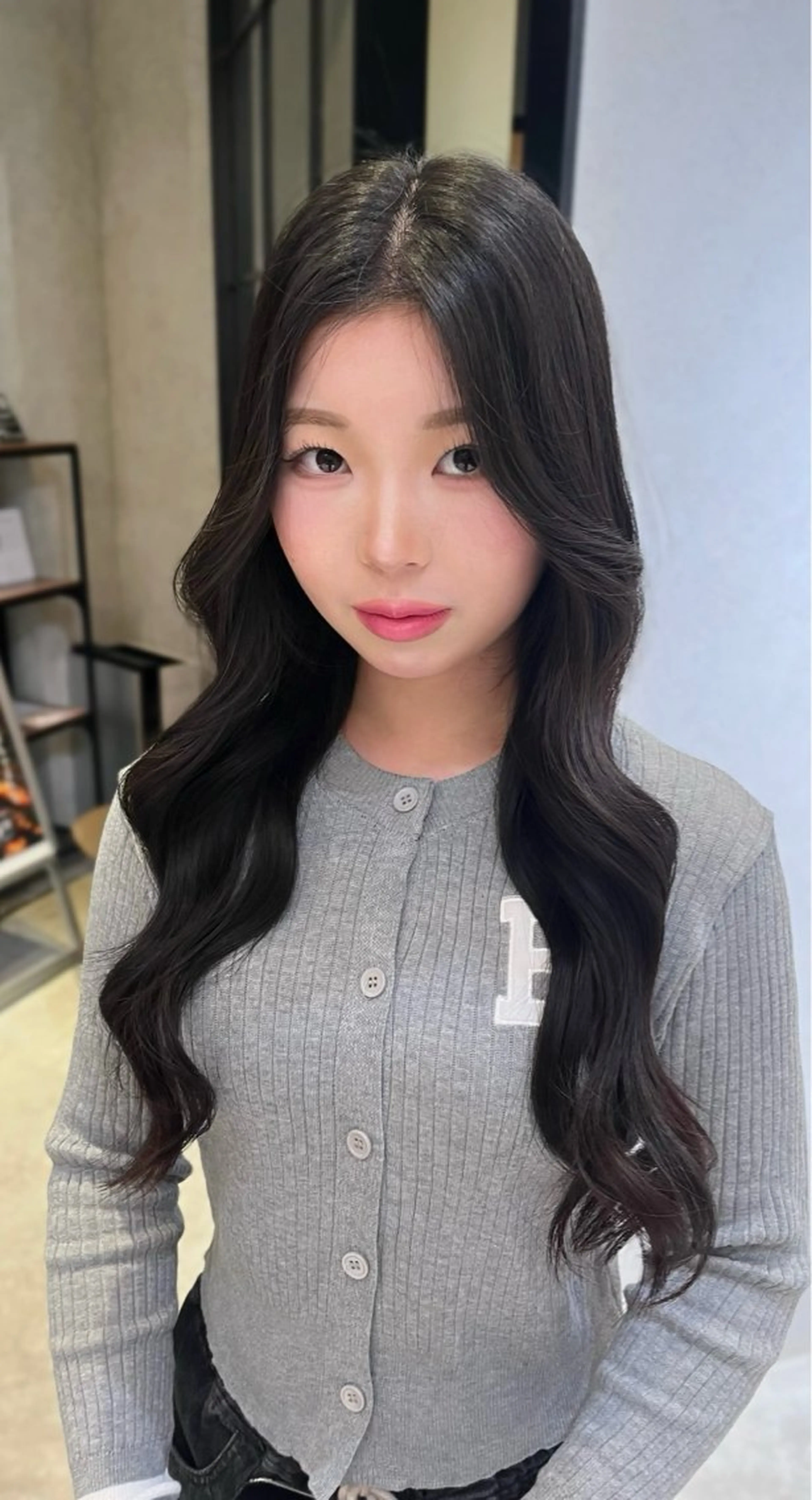 ロング yuuri🎀/大宮 /韓国ヘア/レイヤーのヘアスタイル