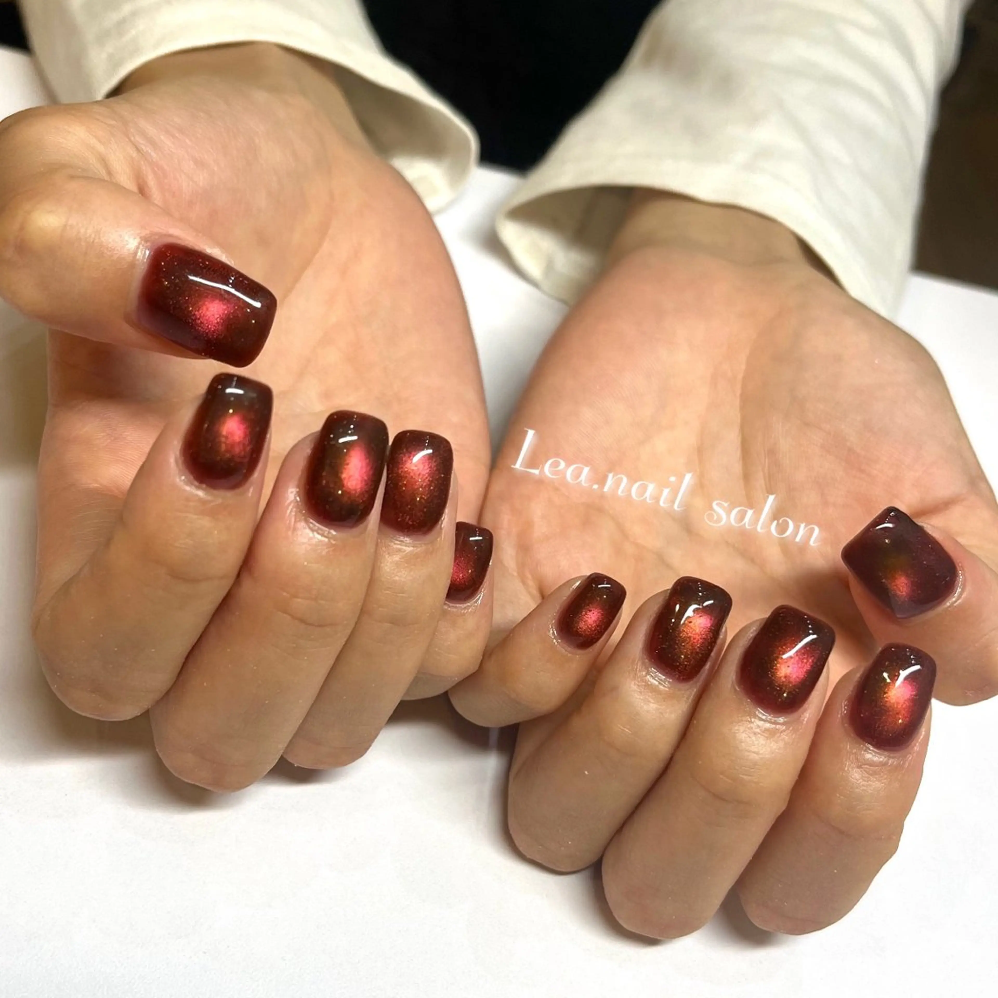 ネイル Lea.nail salon所属・大波 万桜のネイルデザイン