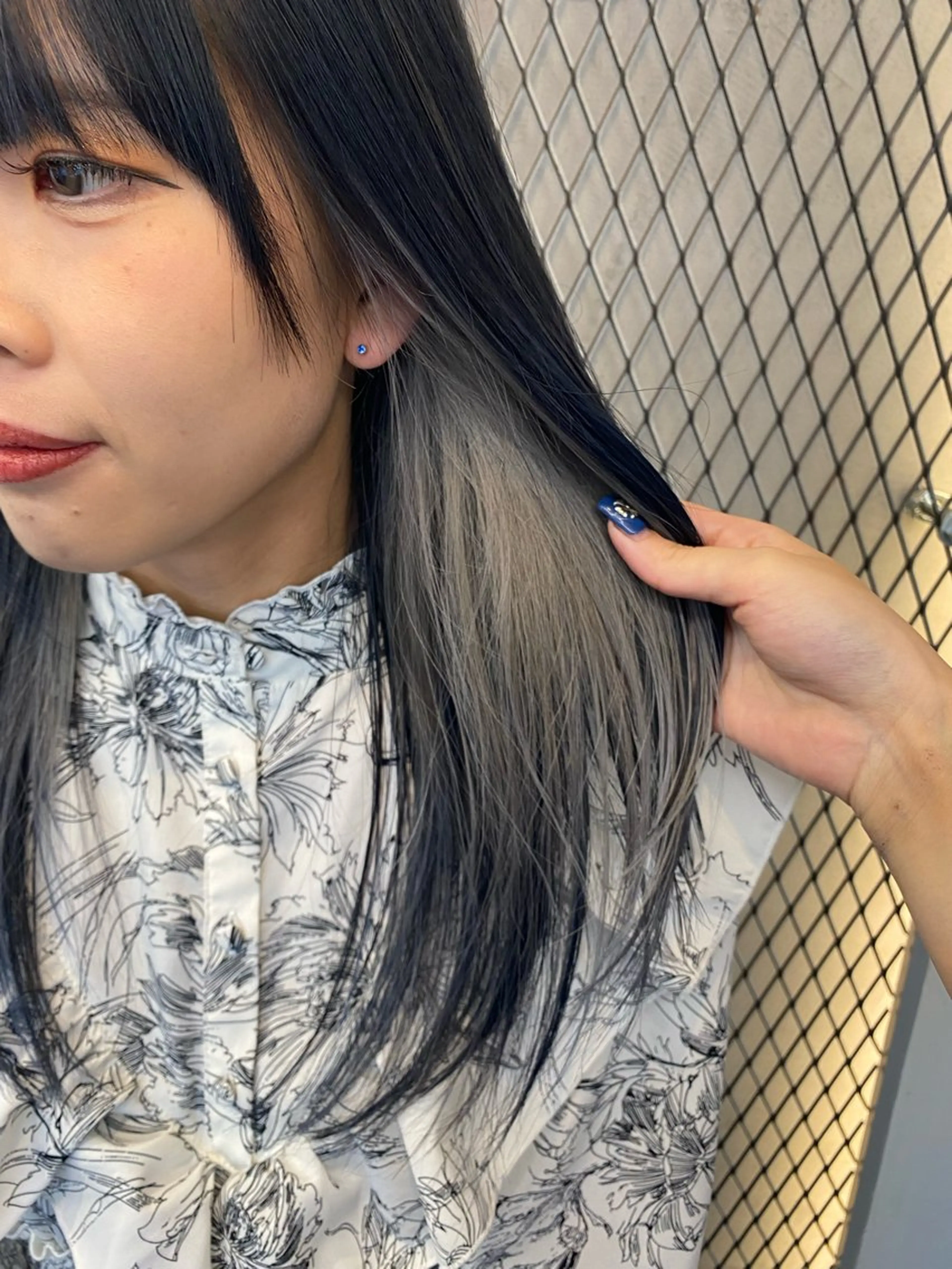 セミロング ななみ/博多/ ブリーチ/髪質改善のヘアスタイル