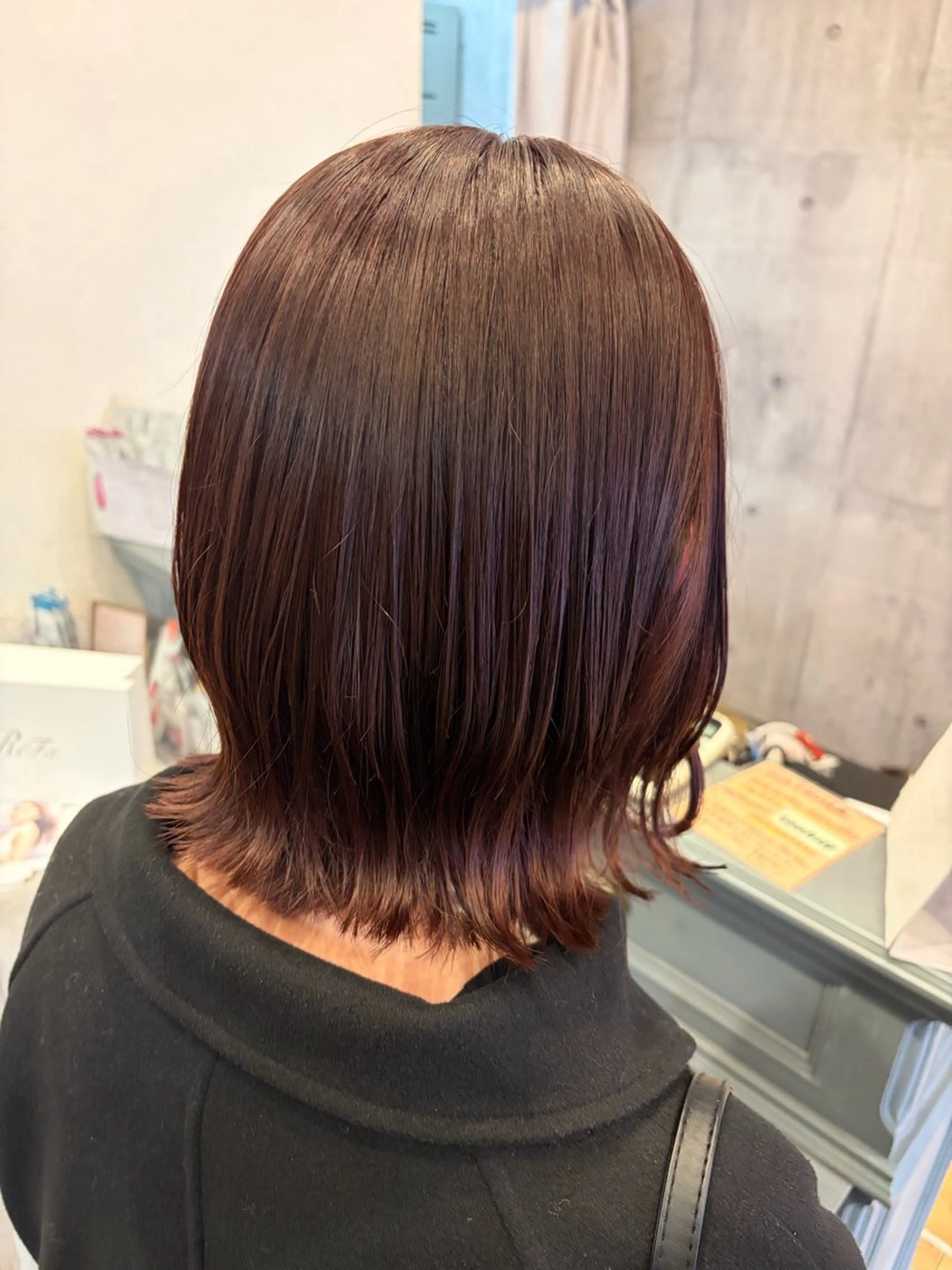 ミディアム ボブ カット ヘアカラー トリートメント 加藤 つばさのヘアスタイル