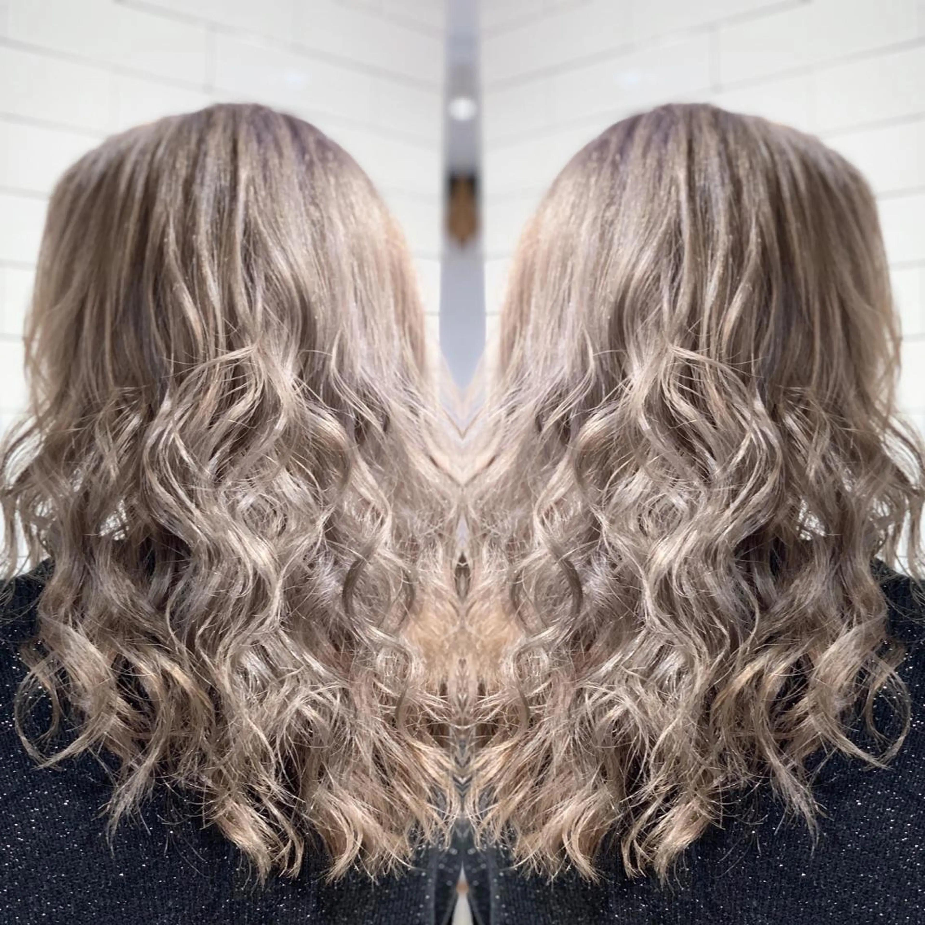 ロング カラー ヘアアレンジ 髪質改善×ハイトーン 中田啄也のヘアスタイル