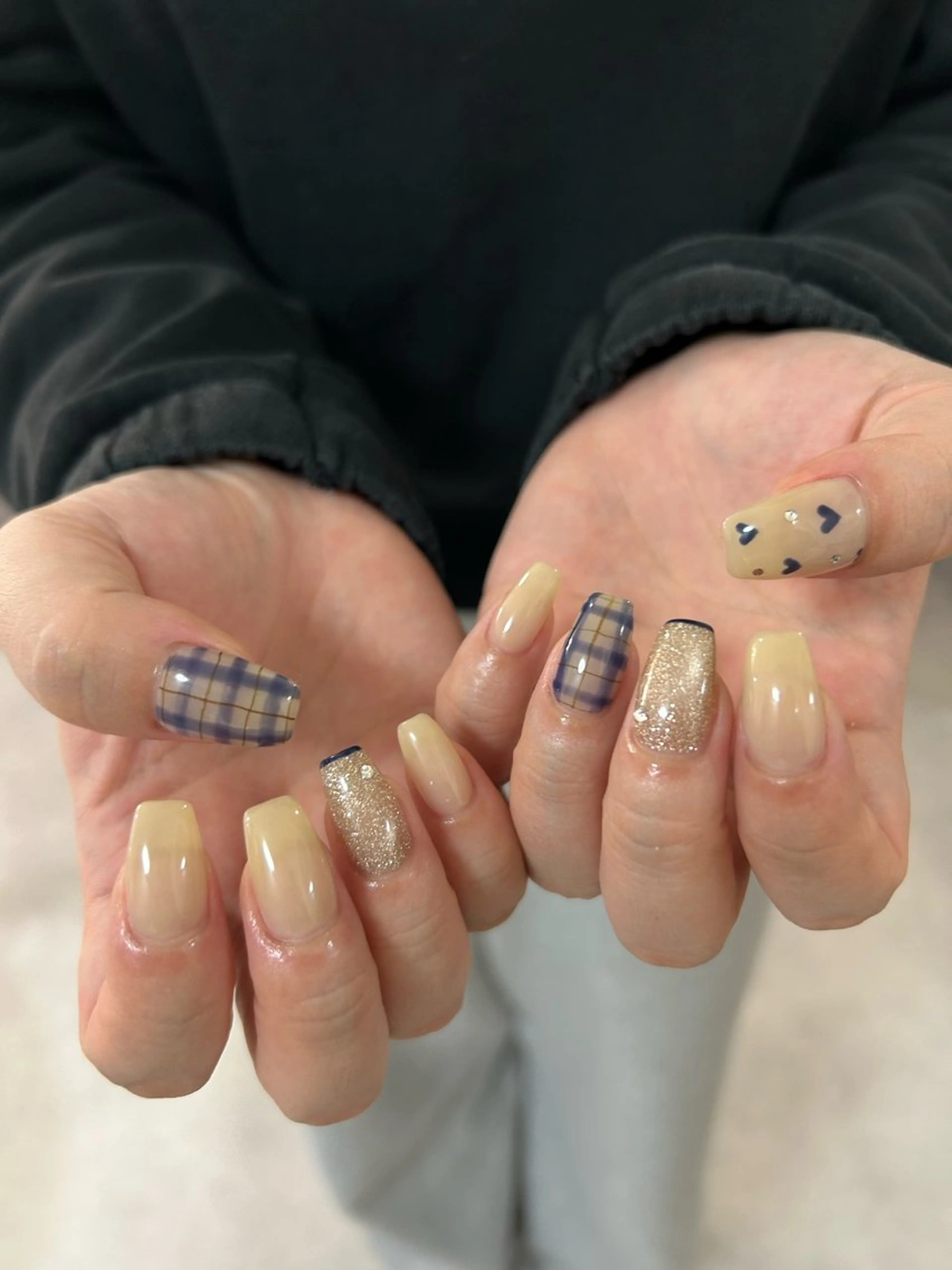 ネイル ハンドネイル repos yoshitomeのネイルデザイン