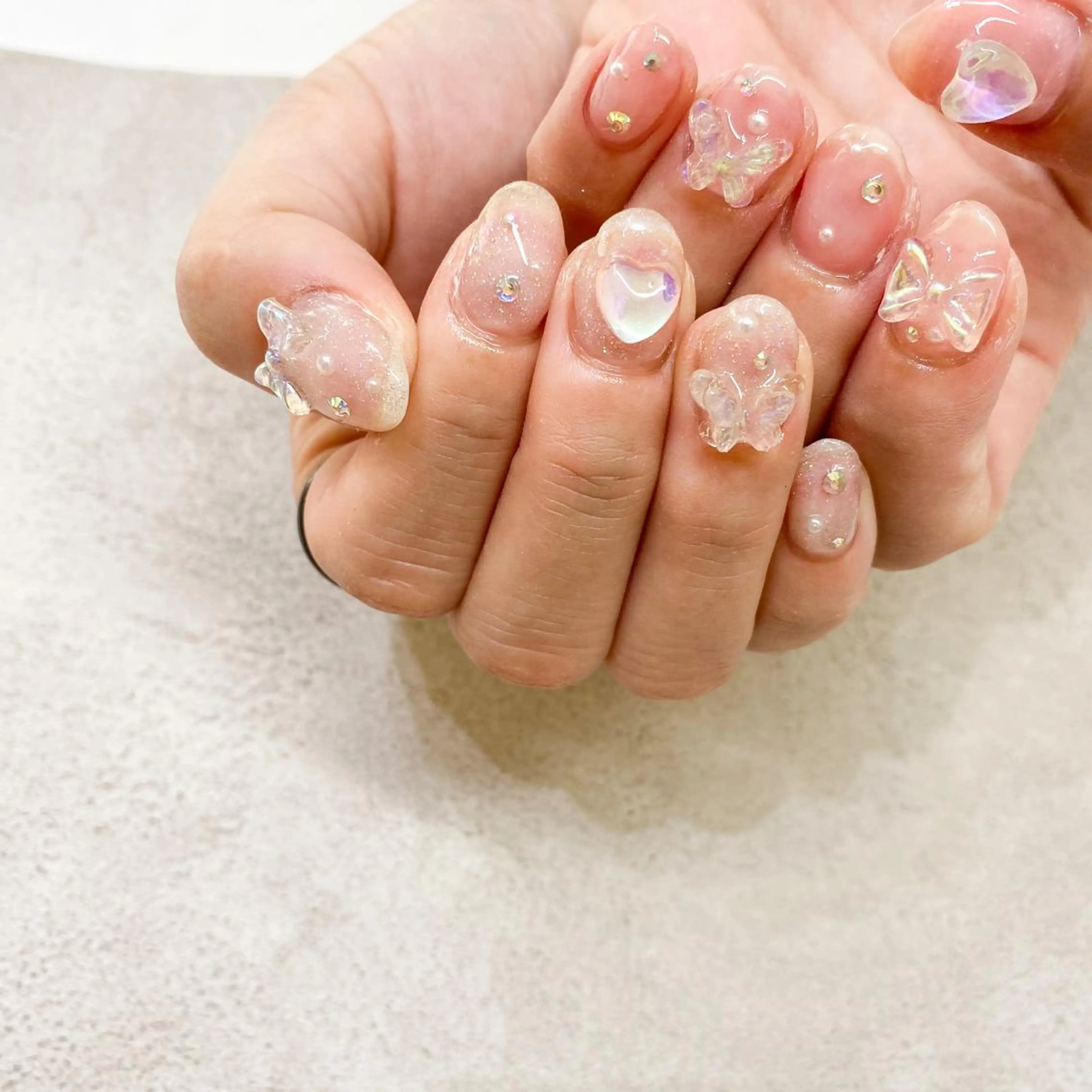 ネイル ゴテゴテ💙ワンホン リオナのネイルデザイン