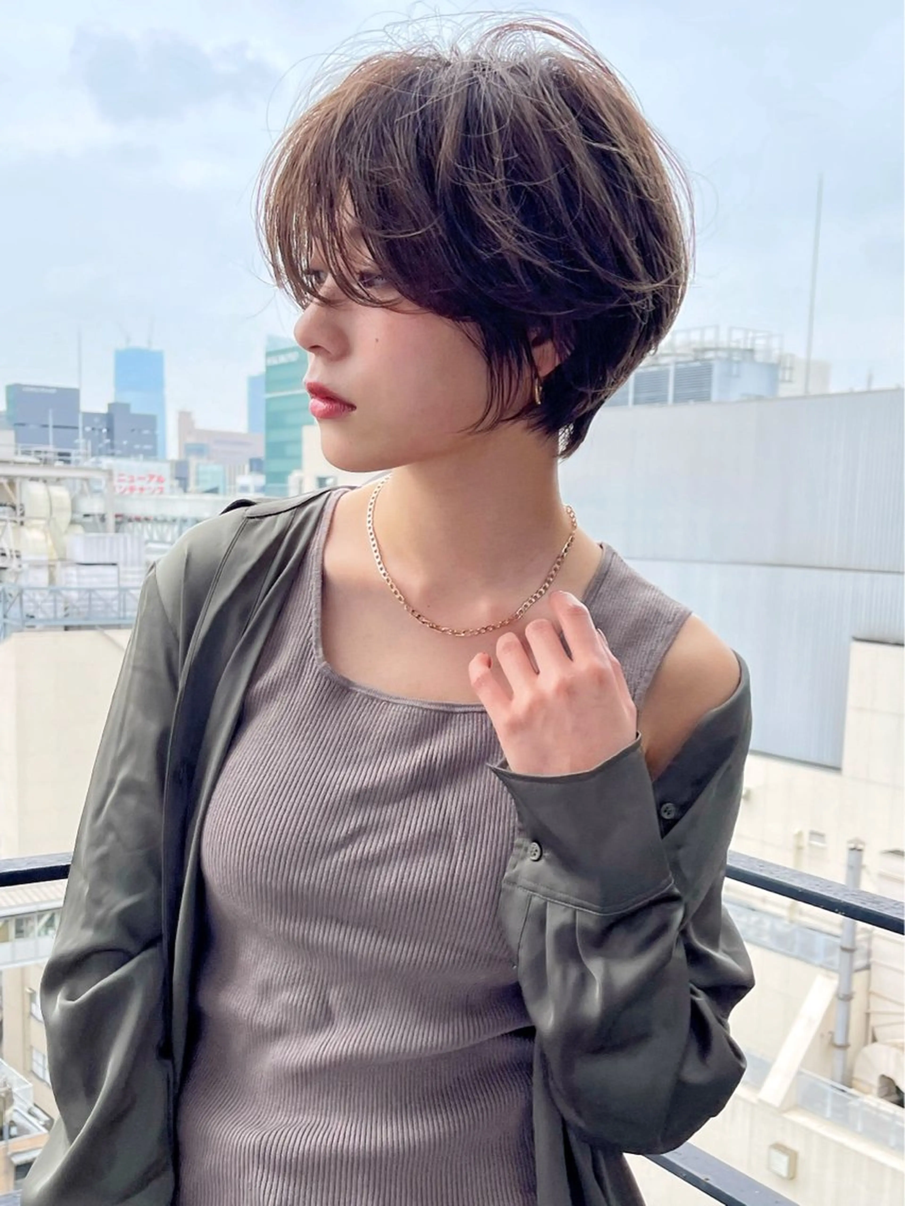 ショート レイヤー/ショート/ 山見陽のヘアスタイル