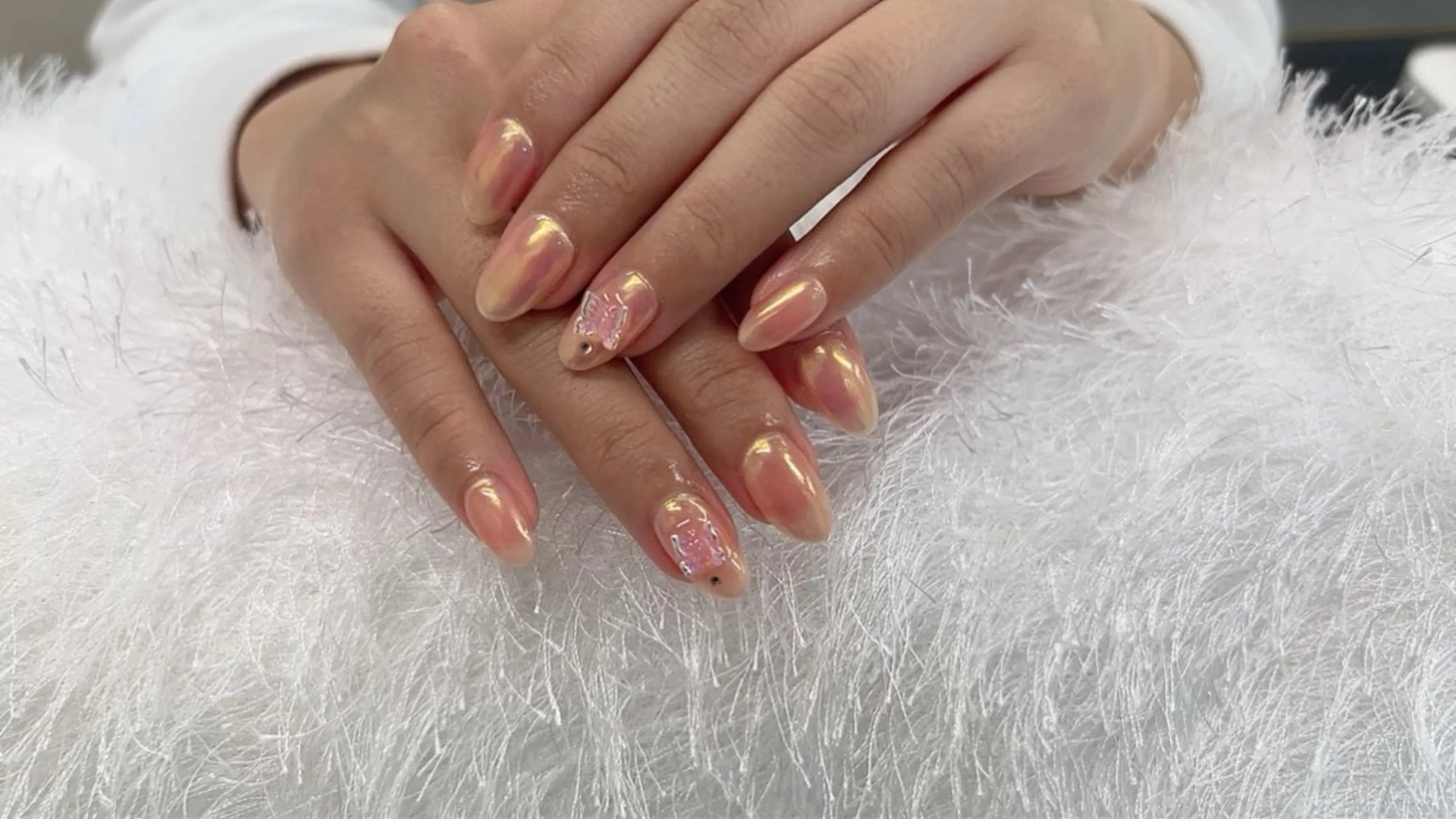 ネイル オーロラネイル ハンドネイル Beauty静 nailのネイルデザイン