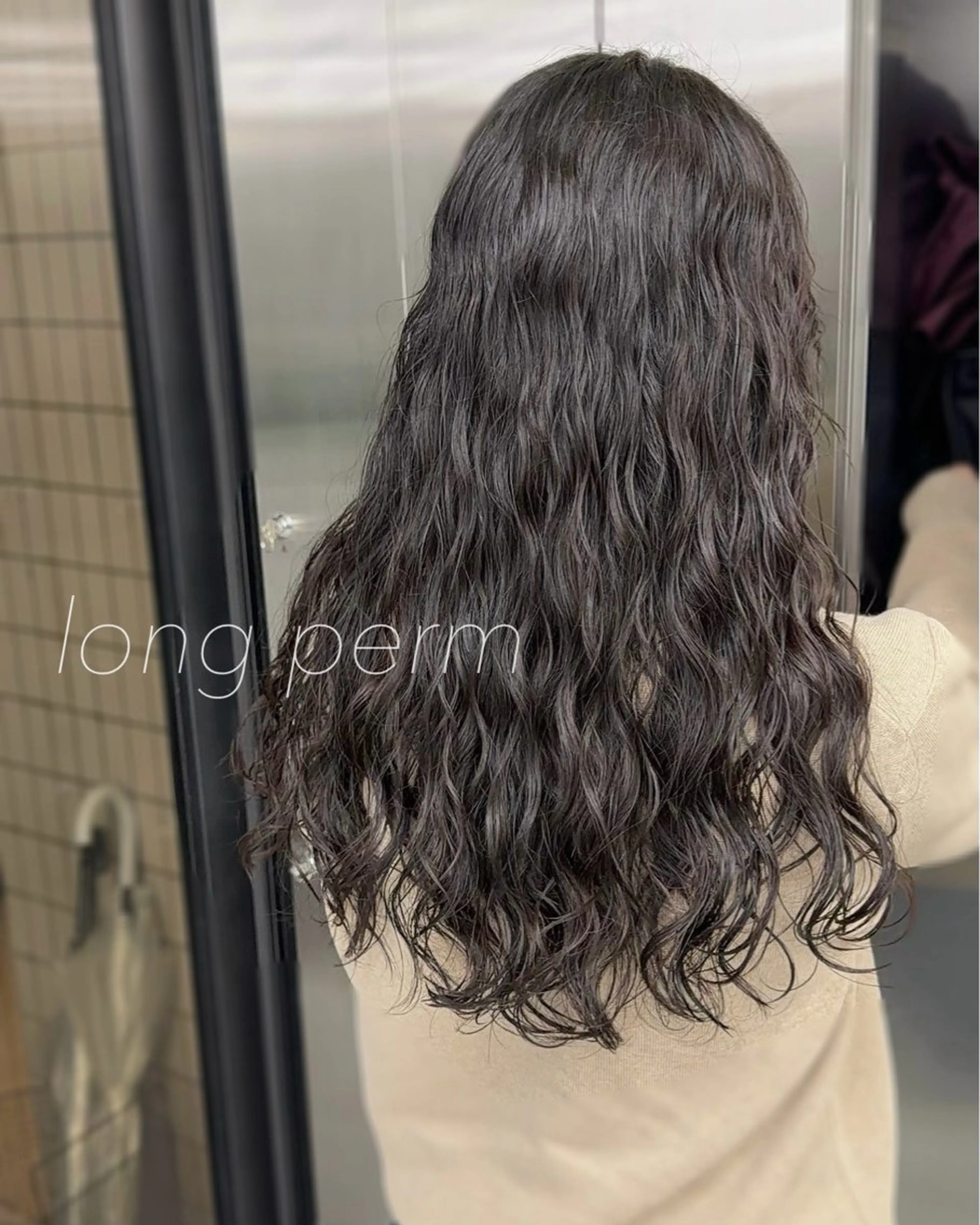 ロング パーマ ロング カット パーマ トリートメント 【表参道】Ruri デジタルパーマのヘアスタイル
