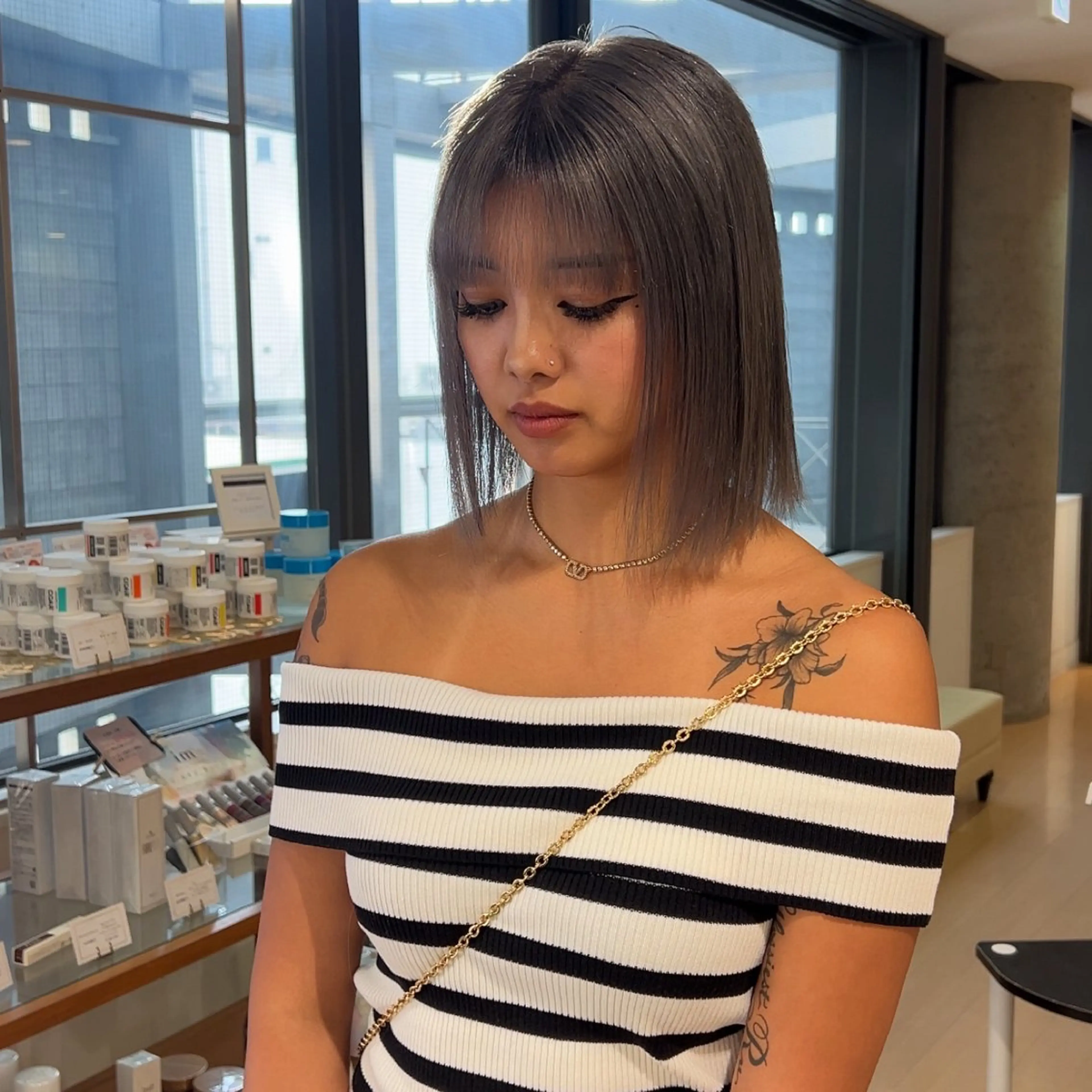 ショート カラー 旭岡龍明/ハイトーン /ケアブリーチのヘアスタイル