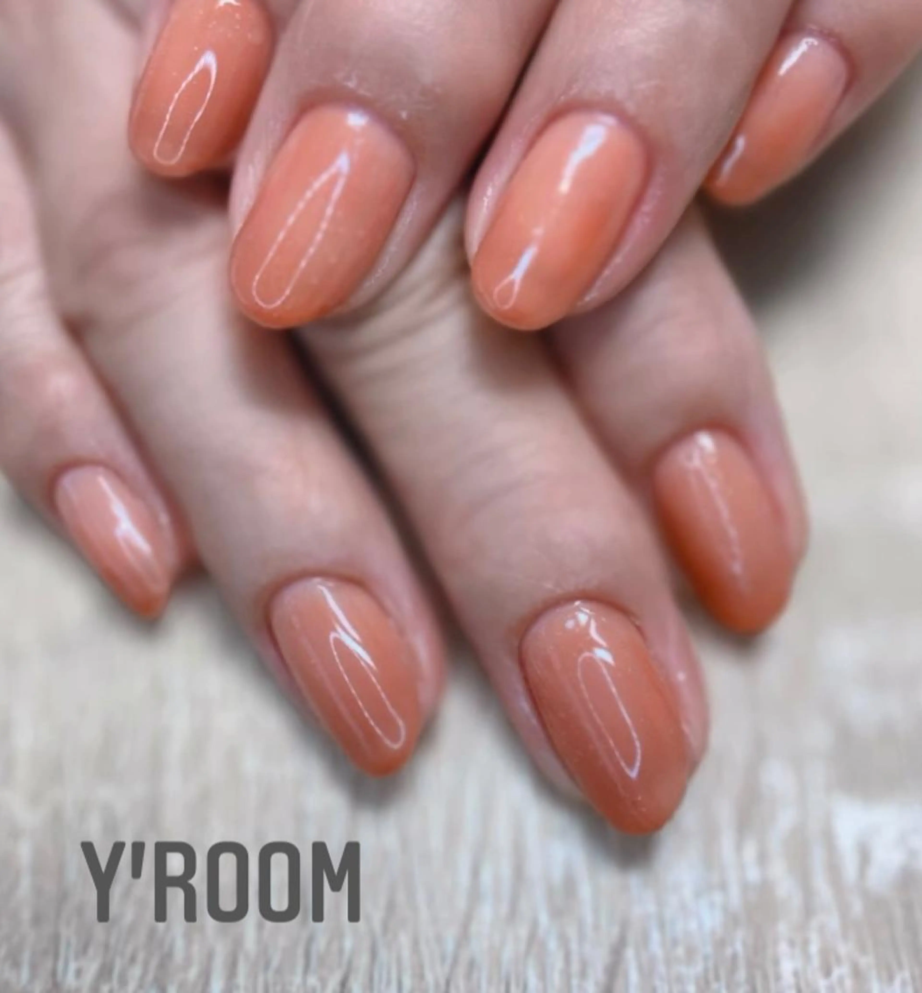 ネイル オーロラネイル フラッシュネイル フットネイル ジェルネイル 氷ネイル・うるうるネイル ハンドネイル YUKA （ネイリスト）のネイルデザイン