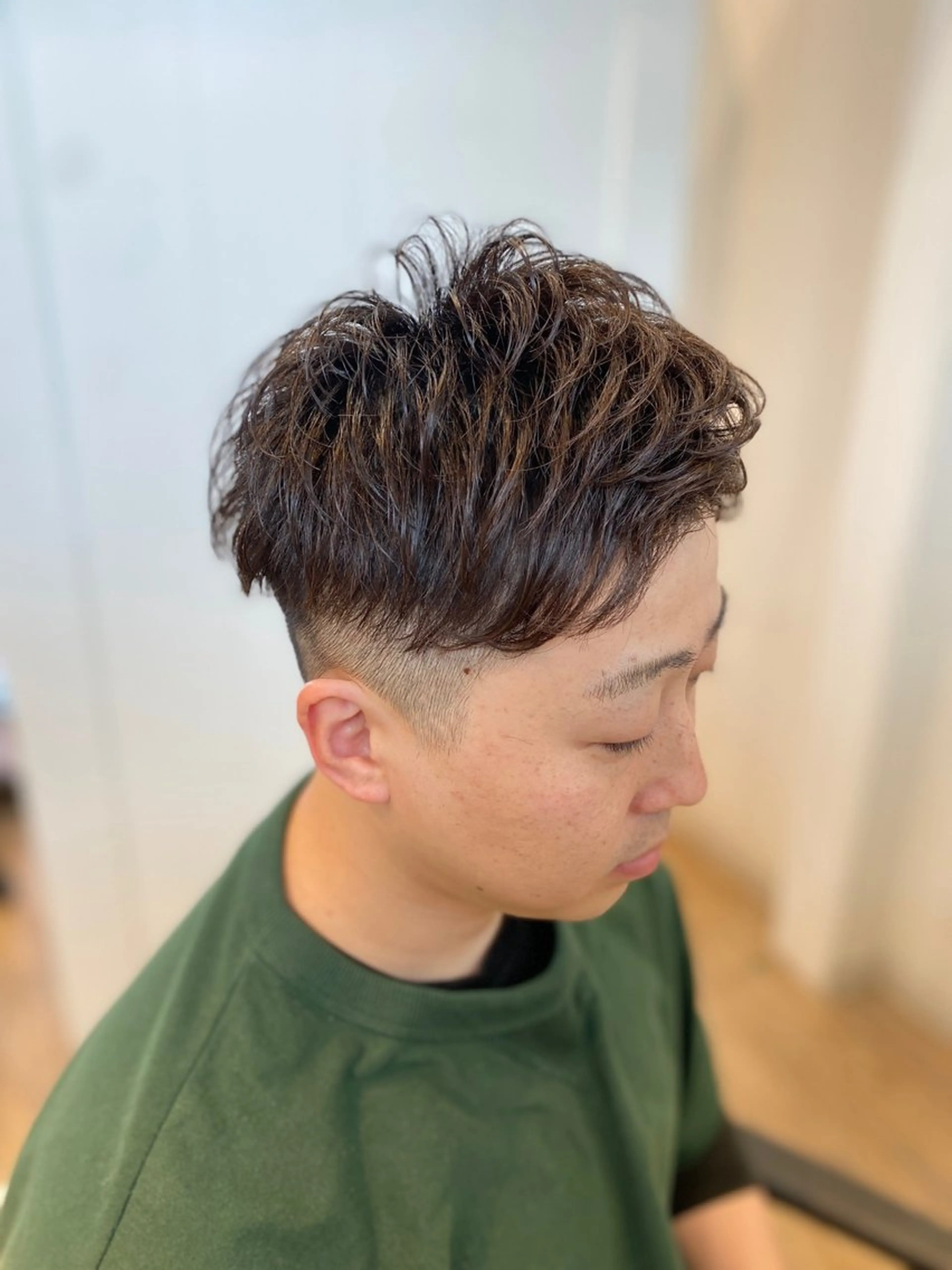 ショート メンズ アップバング ツーブロック 刈り上げ ショートヘア 安住 千明のマツエク・マツパデザイン