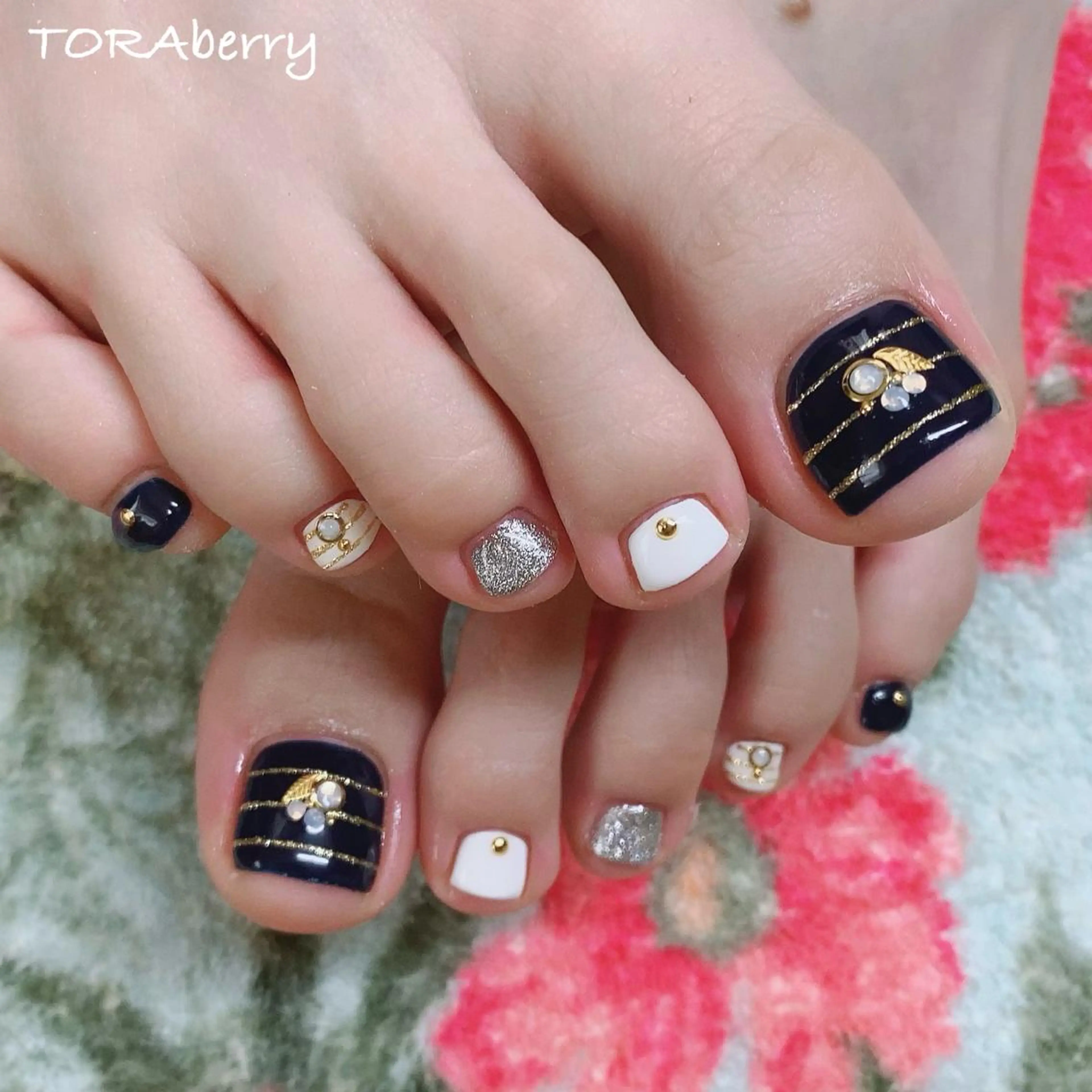 ネイル フットネイル ネイリスト なつみのネイルデザイン