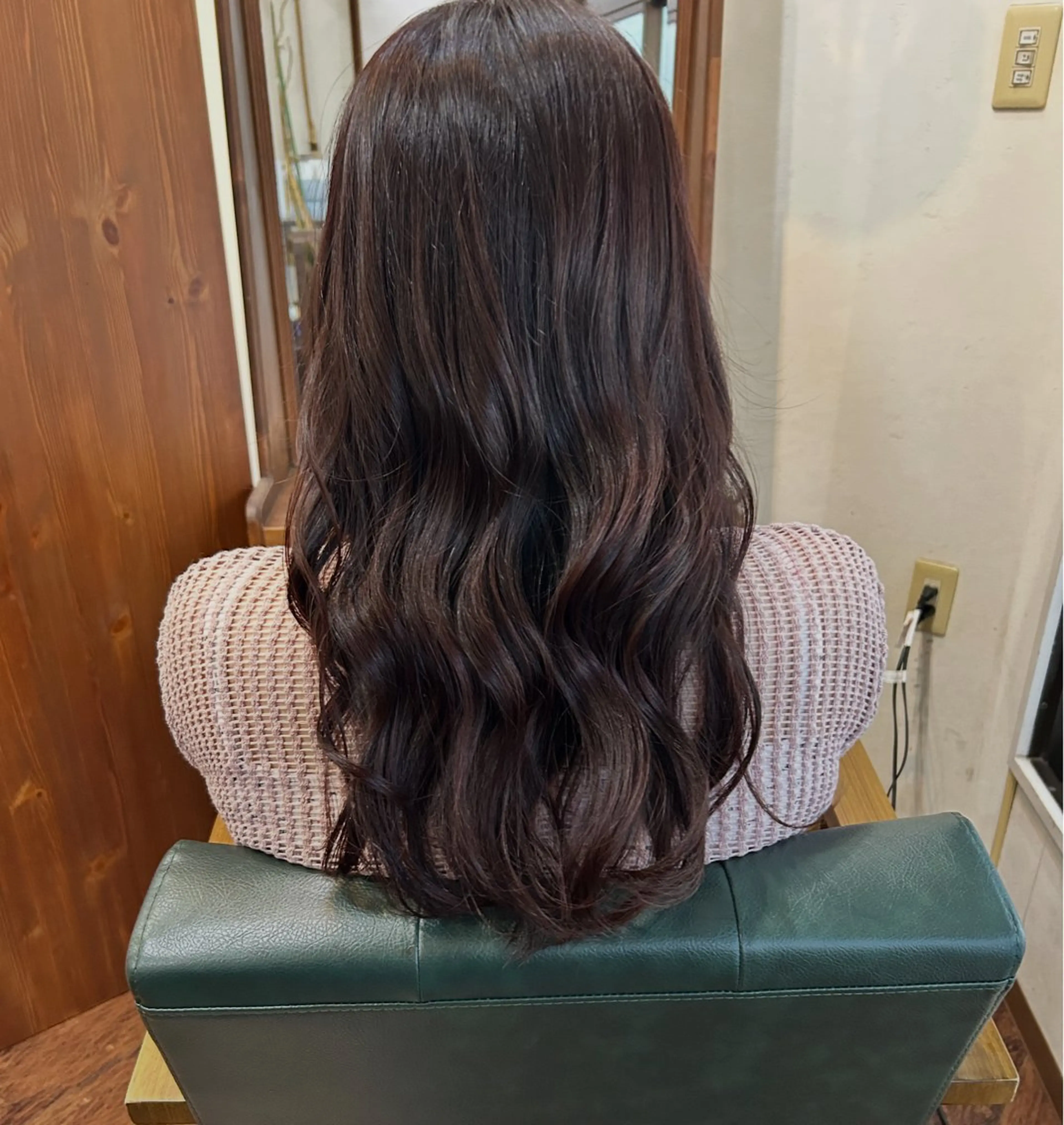 カラー ブラウンカラー カシス story 増田 わかなのヘアスタイル