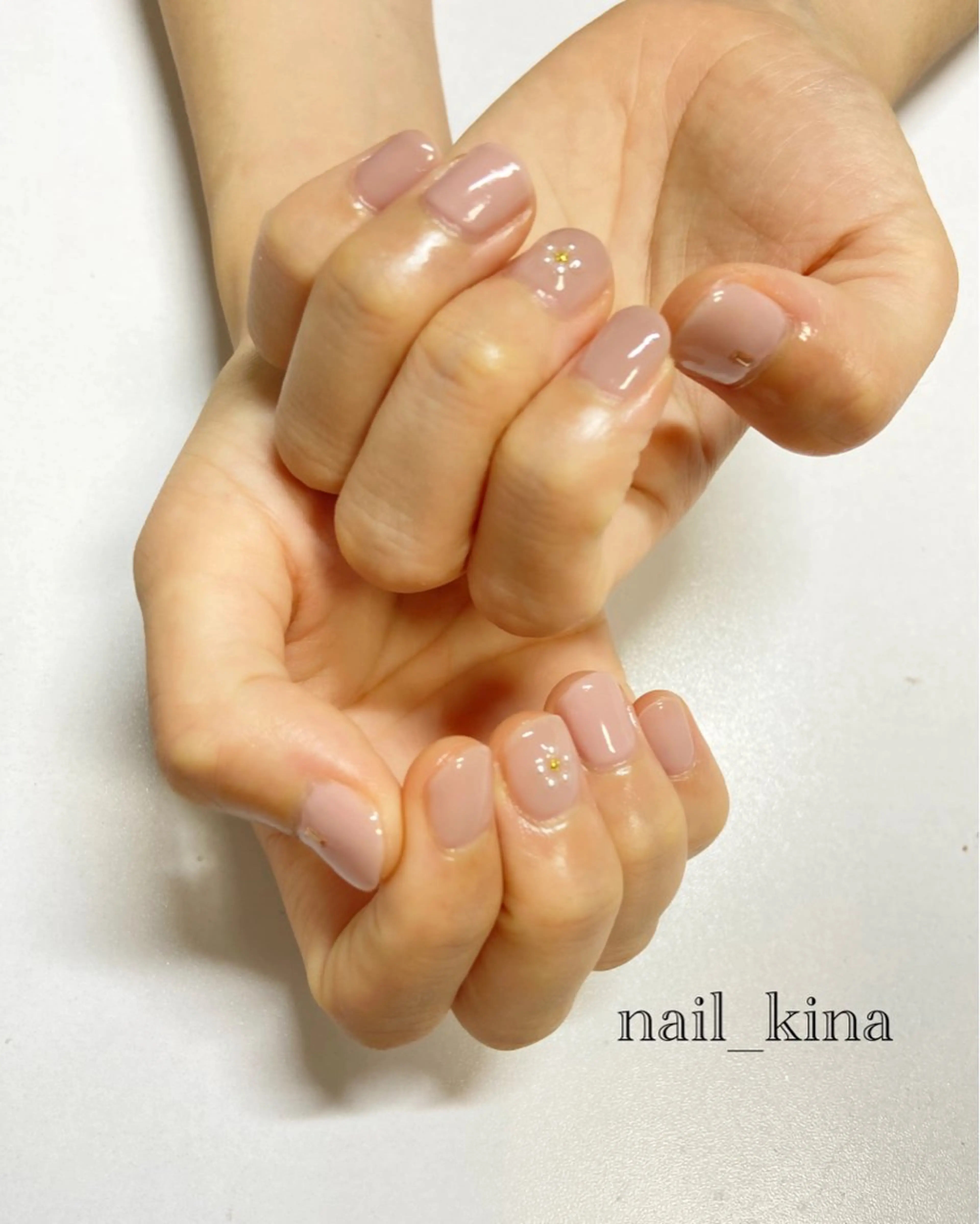 ネイル ストーンネイル nail_ kinaのネイルデザイン