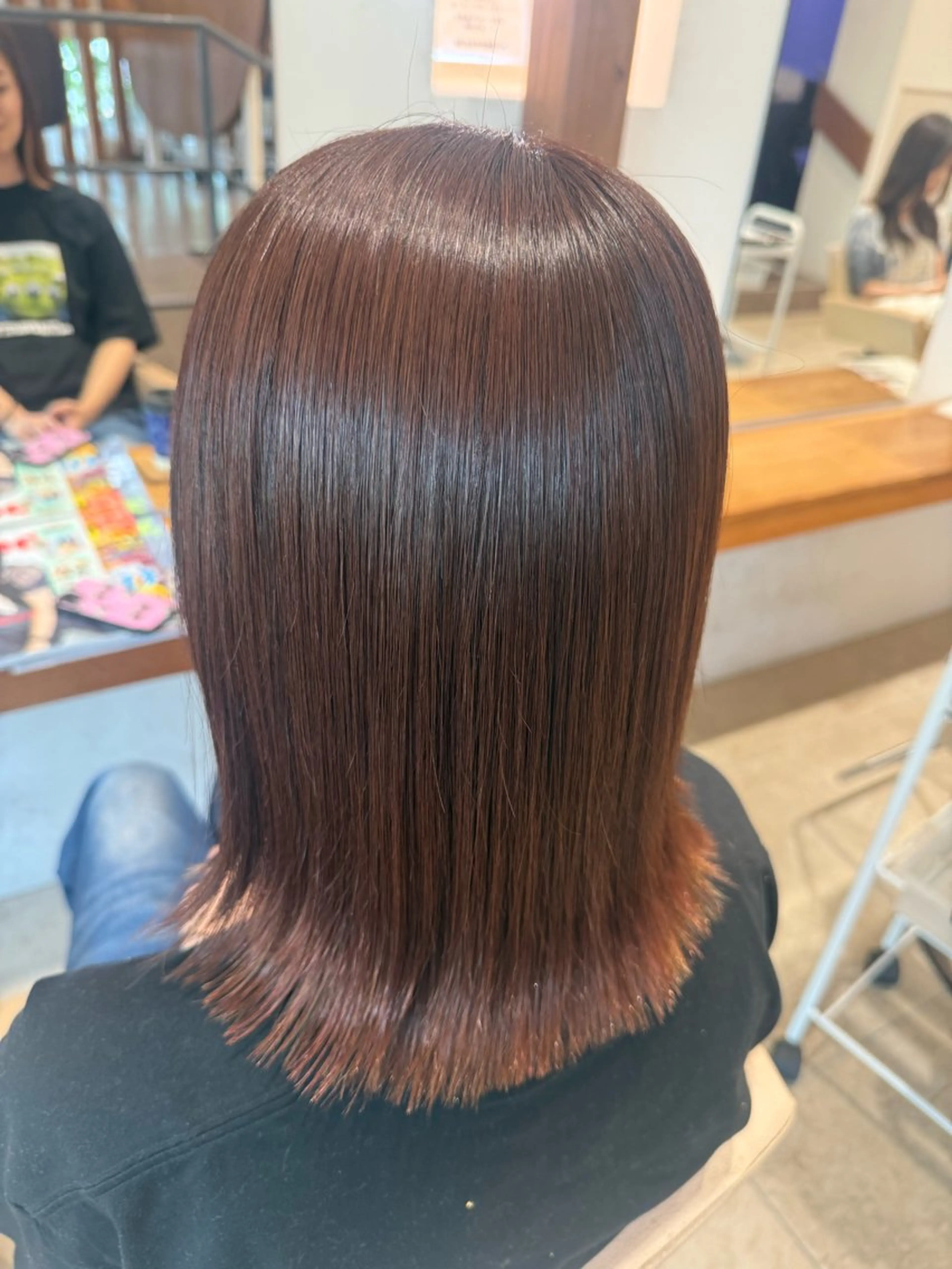 ミディアム カラー ブリーチ ブリーチなしカラー ボブ 髪質改善 似合わせカット カット ヘアカラー トリートメント 中農 有梨恵のヘアスタイル