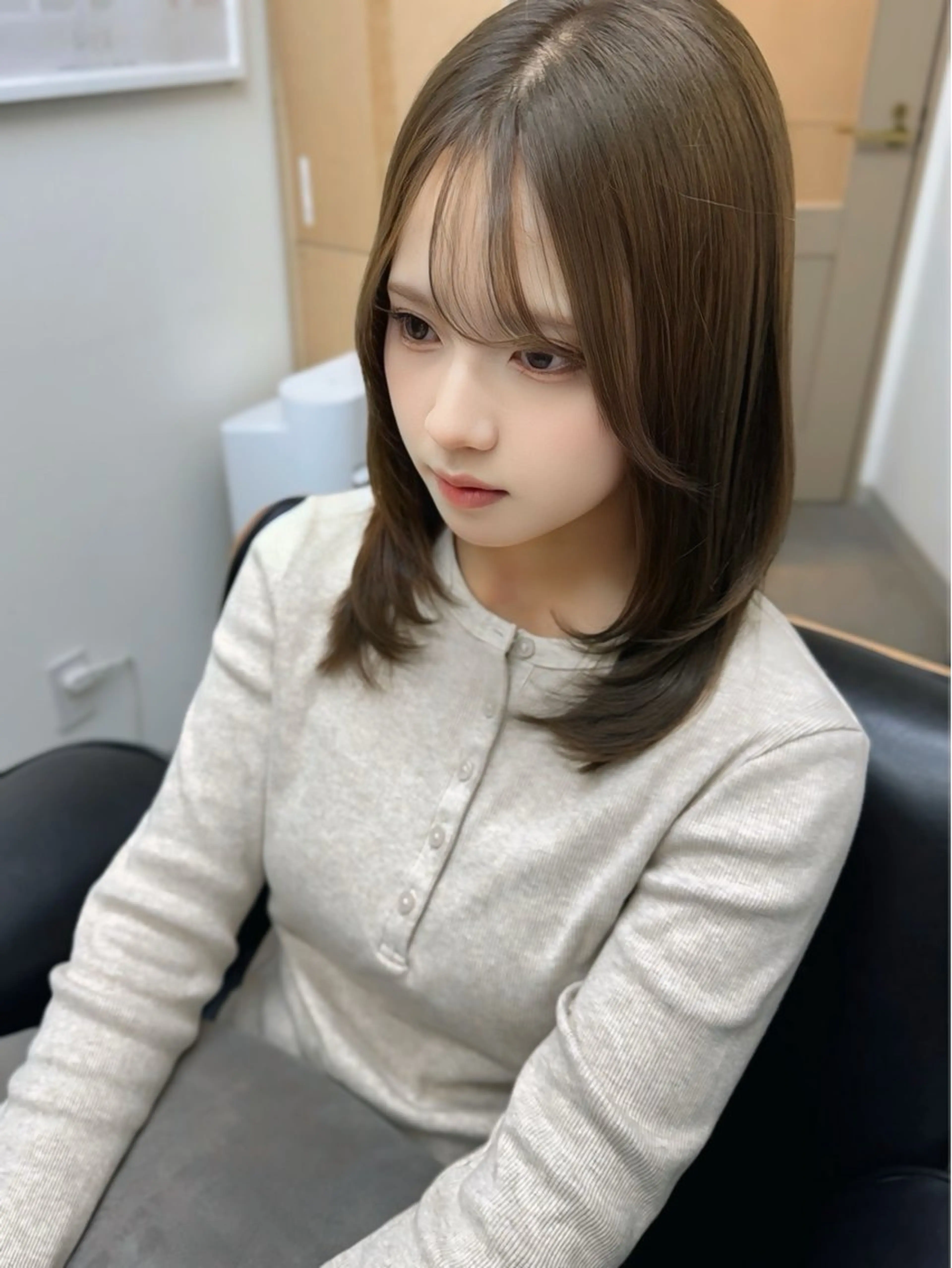 セミロング カラー アディクシーカラー イルミナカラー クオルシアカラー 髪質改善 韓国風ヘア カット ヘアカラー トリートメント 艶髪改善師/高橋潤 /縮毛矯正のヘアスタイル