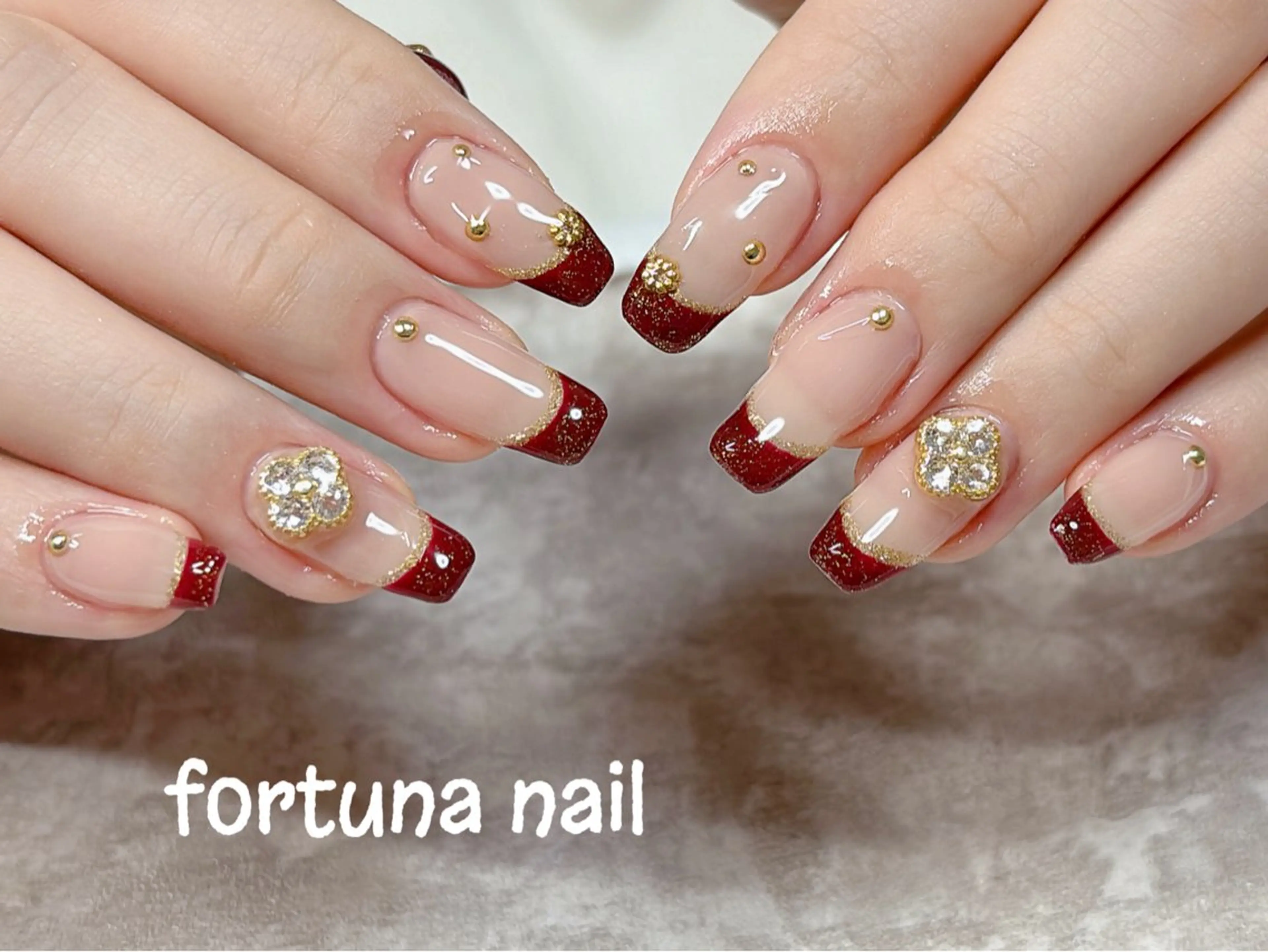 ネイル ハンドネイル ハンドケア Nail •Head スパFortunaのネイルデザイン
