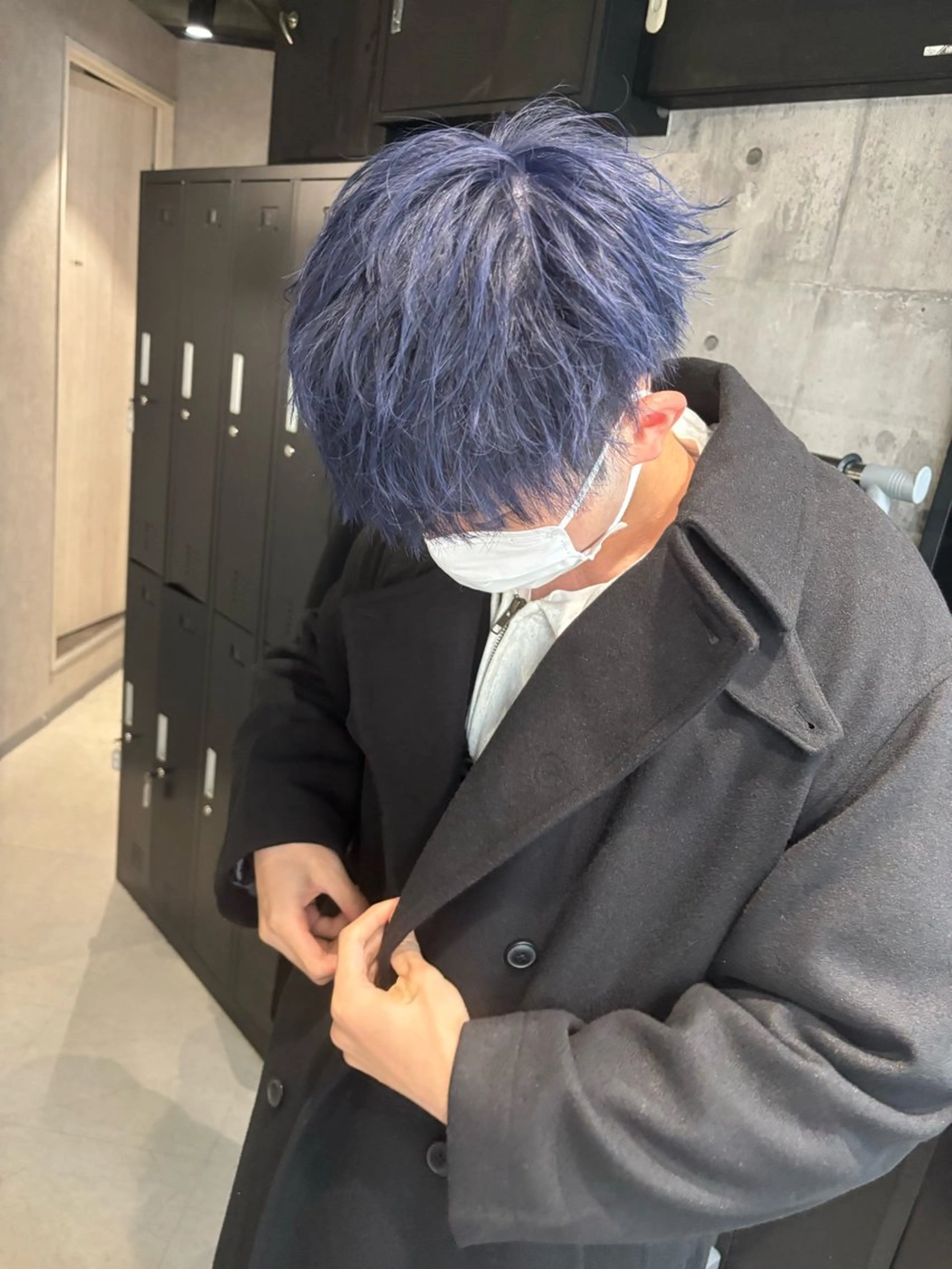 カラー メンズ ブルーカラー ネイビーカラー シルバー カット ヘアカラー トリートメント _white【京橋店】所属・_WHITE / KENTOのヘアスタイル