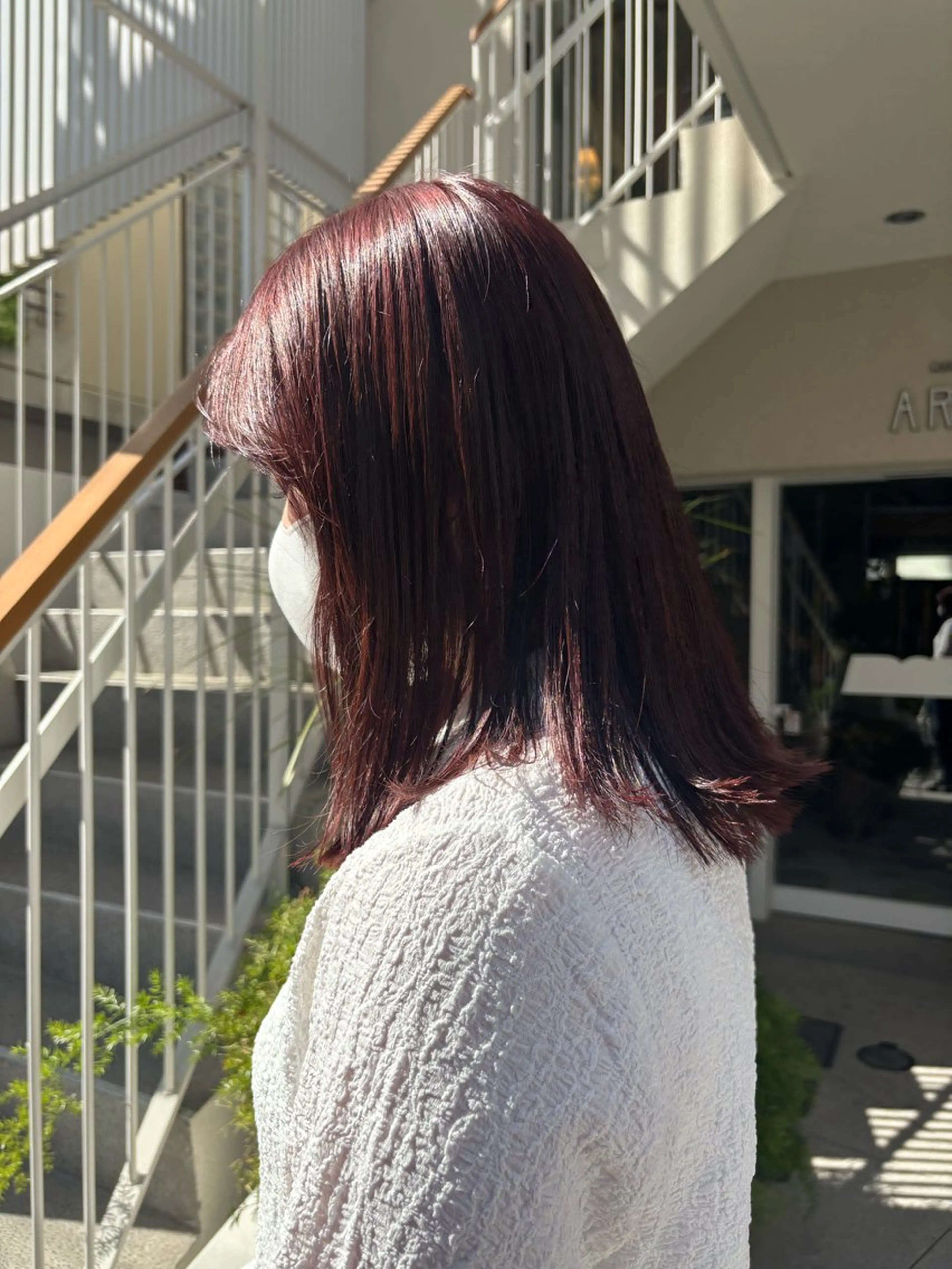 ミディアム カラー レイヤーボブ🎵 ブリーチ/りりのヘアスタイル