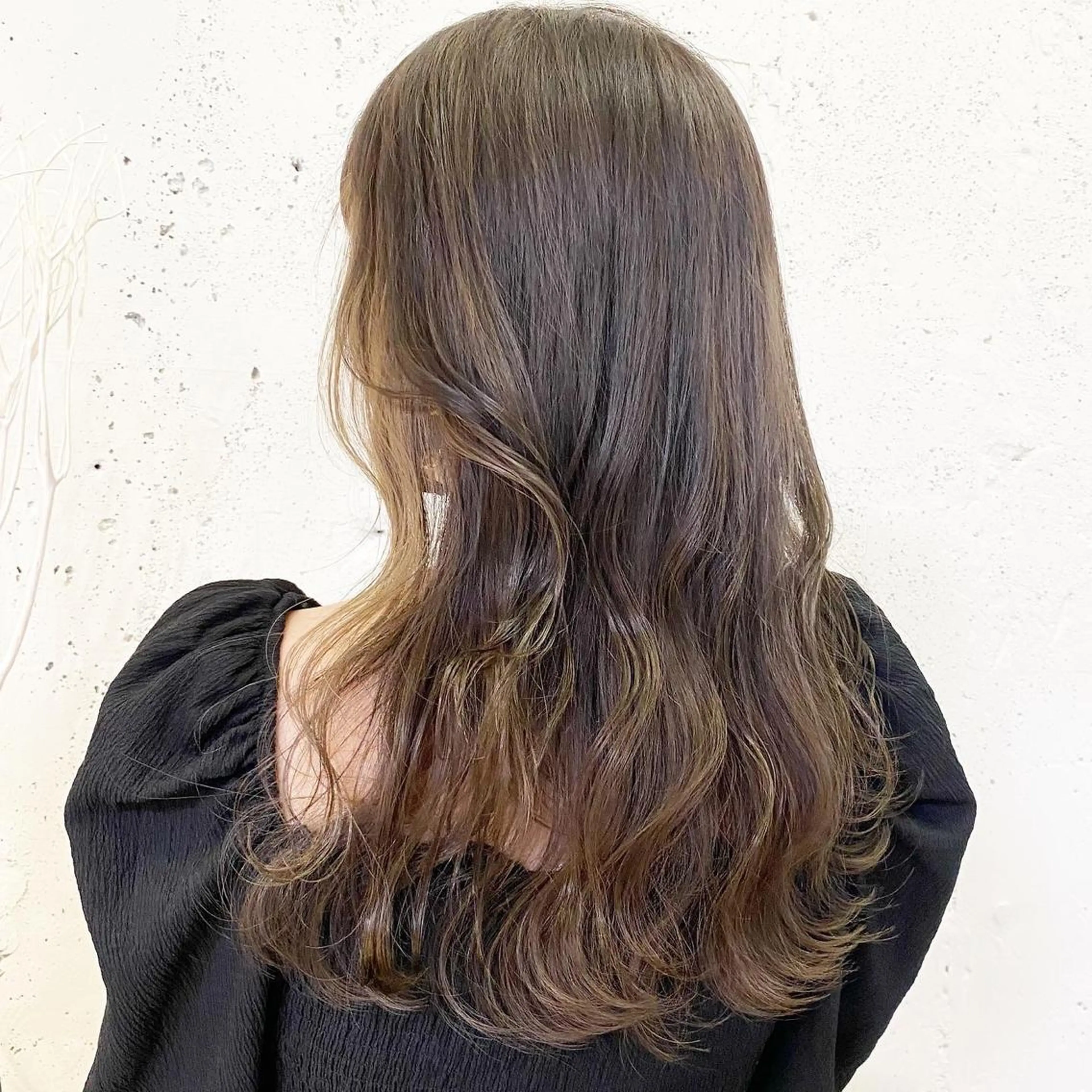 セミロング カラー Froom🌻 村上夏菜のネイルデザイン