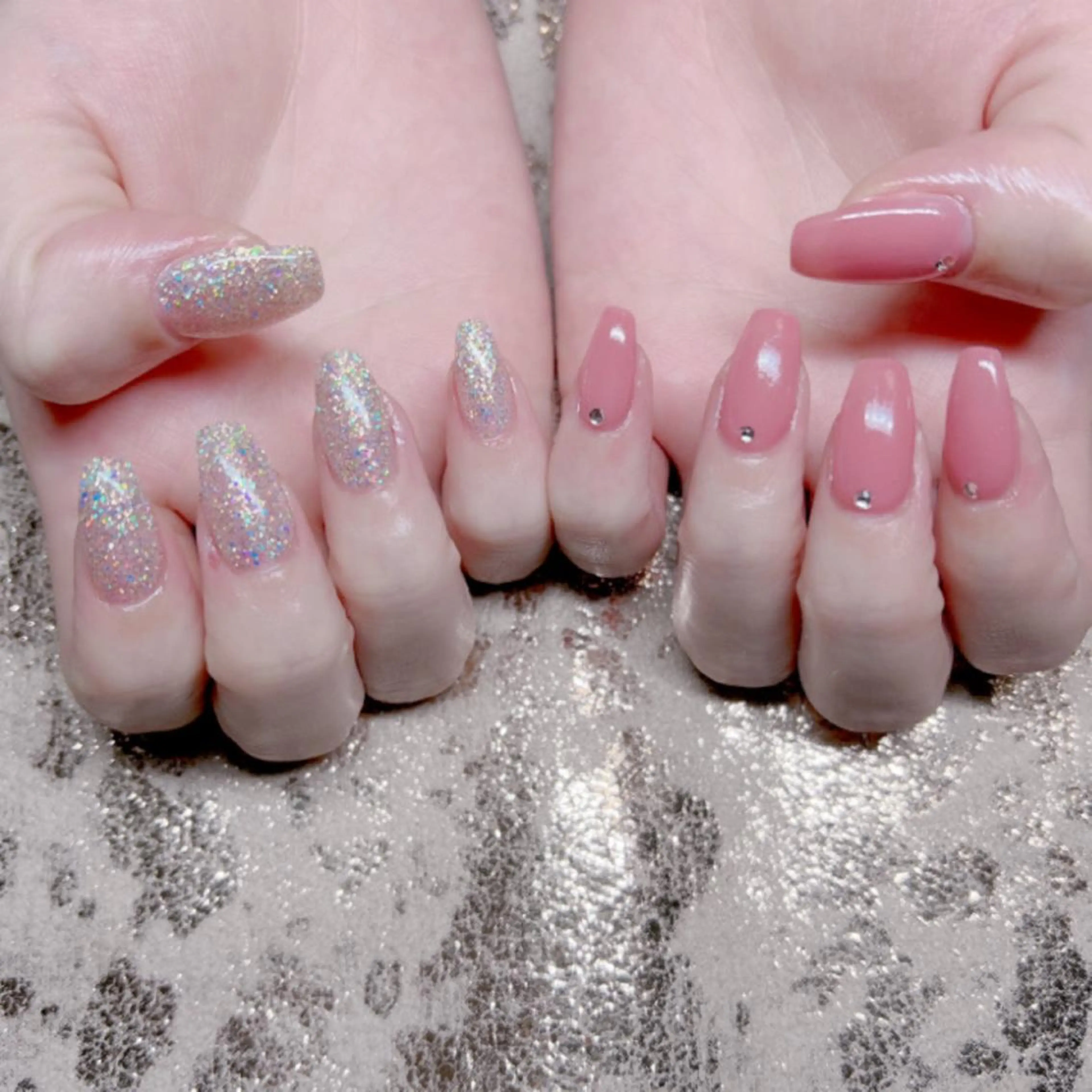 ネイル ストーンネイル 個室ネイルサロンDolly  Girl〜ドーリーガール〜所属・DollyGirl KYOKOのネイルデザイン