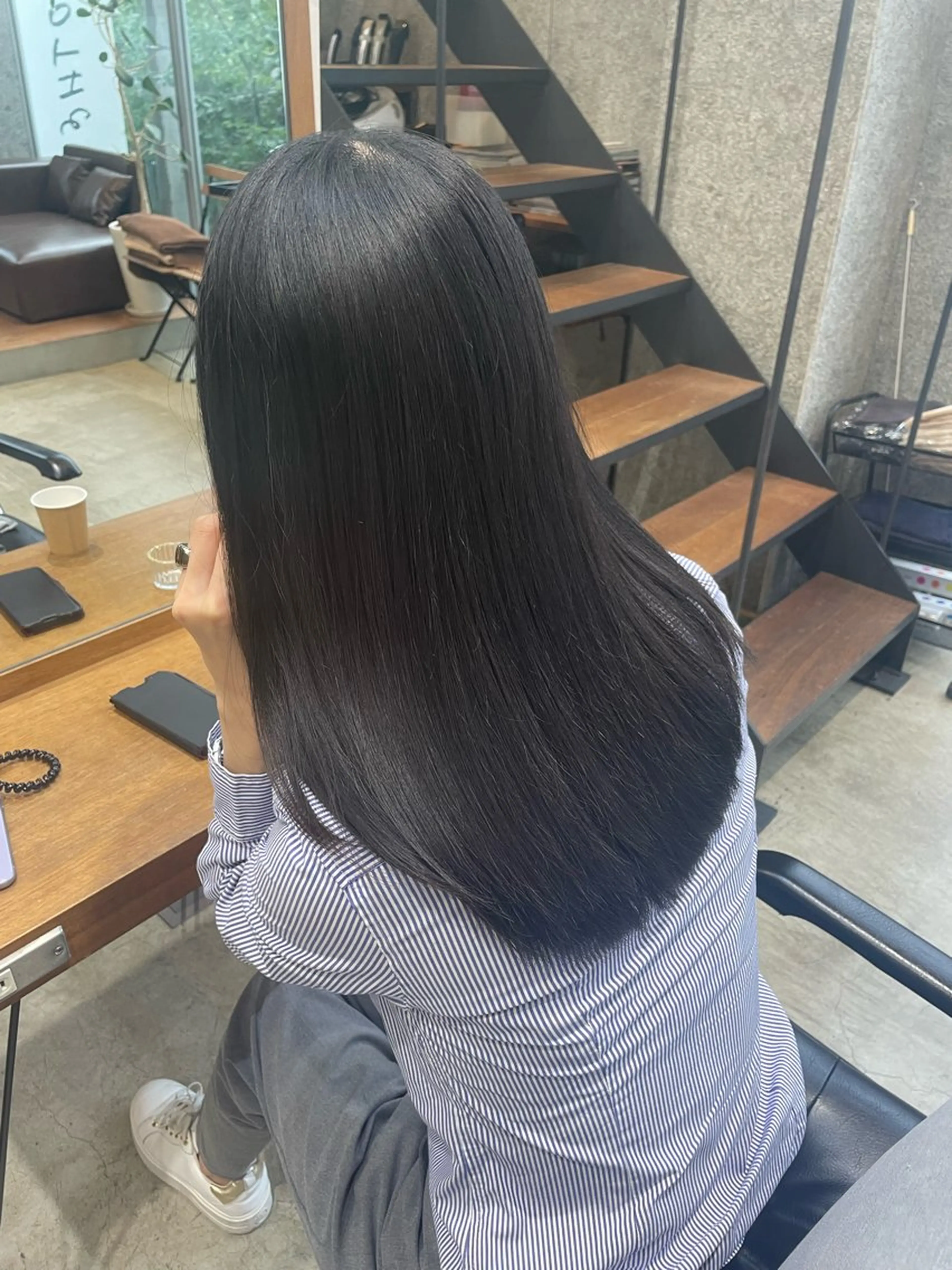 ロング カット 縮毛矯正 トリートメント 🍋髪質改善× 透明感カラー ジュリのヘアスタイル