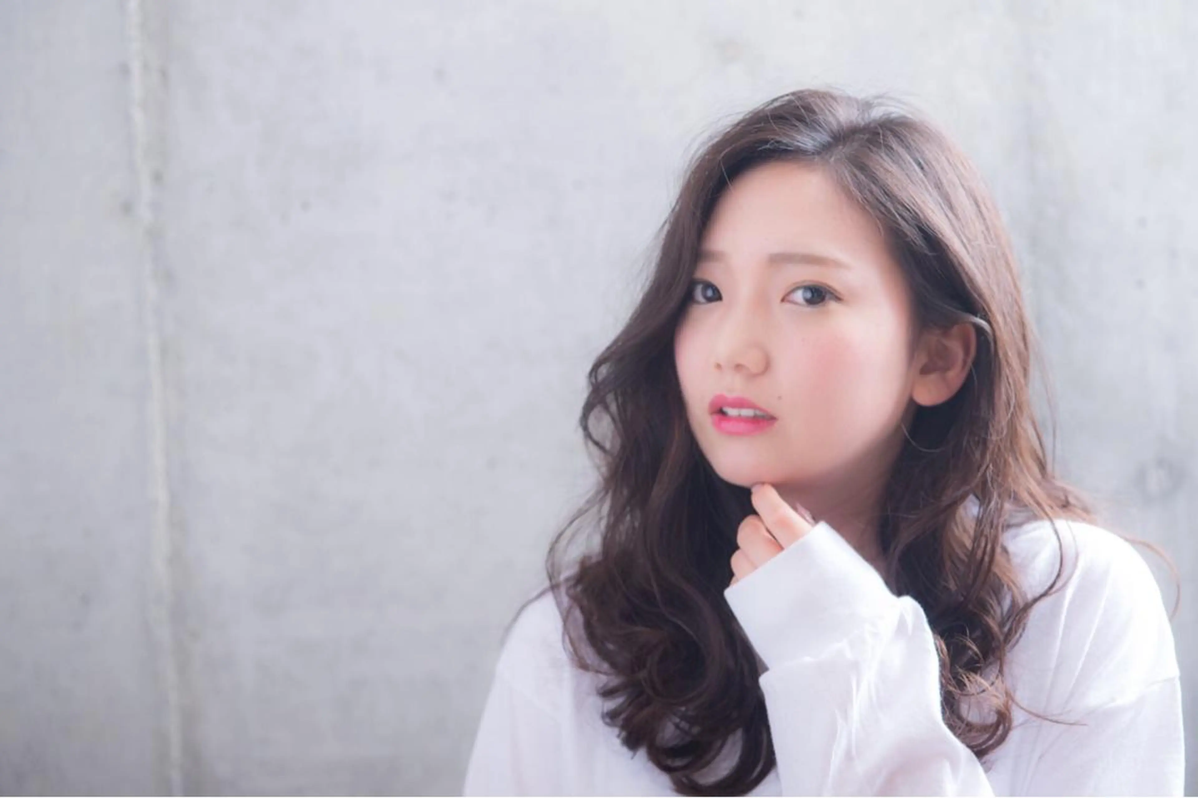 ロング パーマ かきあげバング 【ミニモ公認】*似合 わせ職人*滝田拳史のヘアスタイル