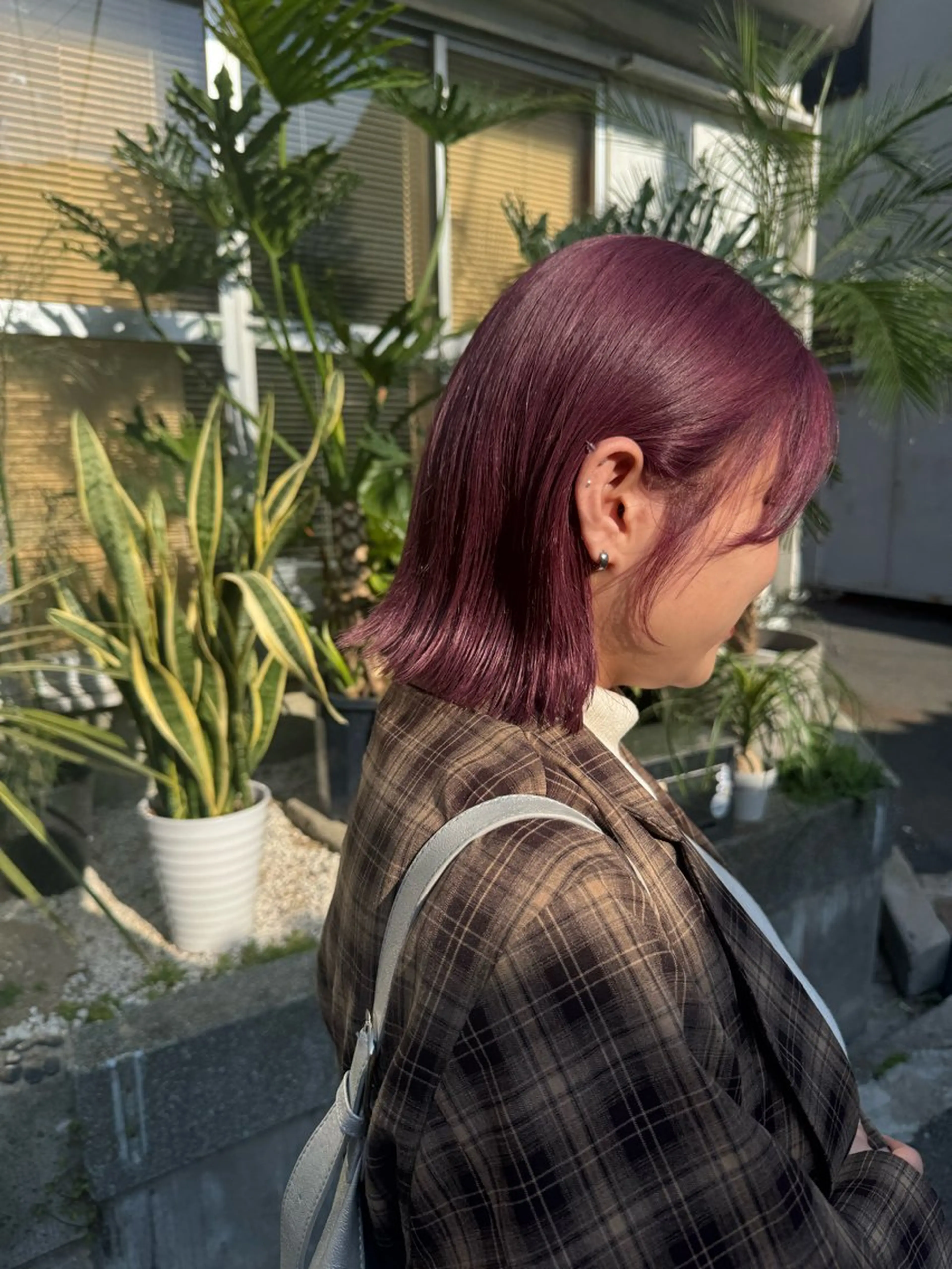 カラー カシス ピンクカラー カット ヘアカラー トリートメント 大迫 江梨のヘアスタイル