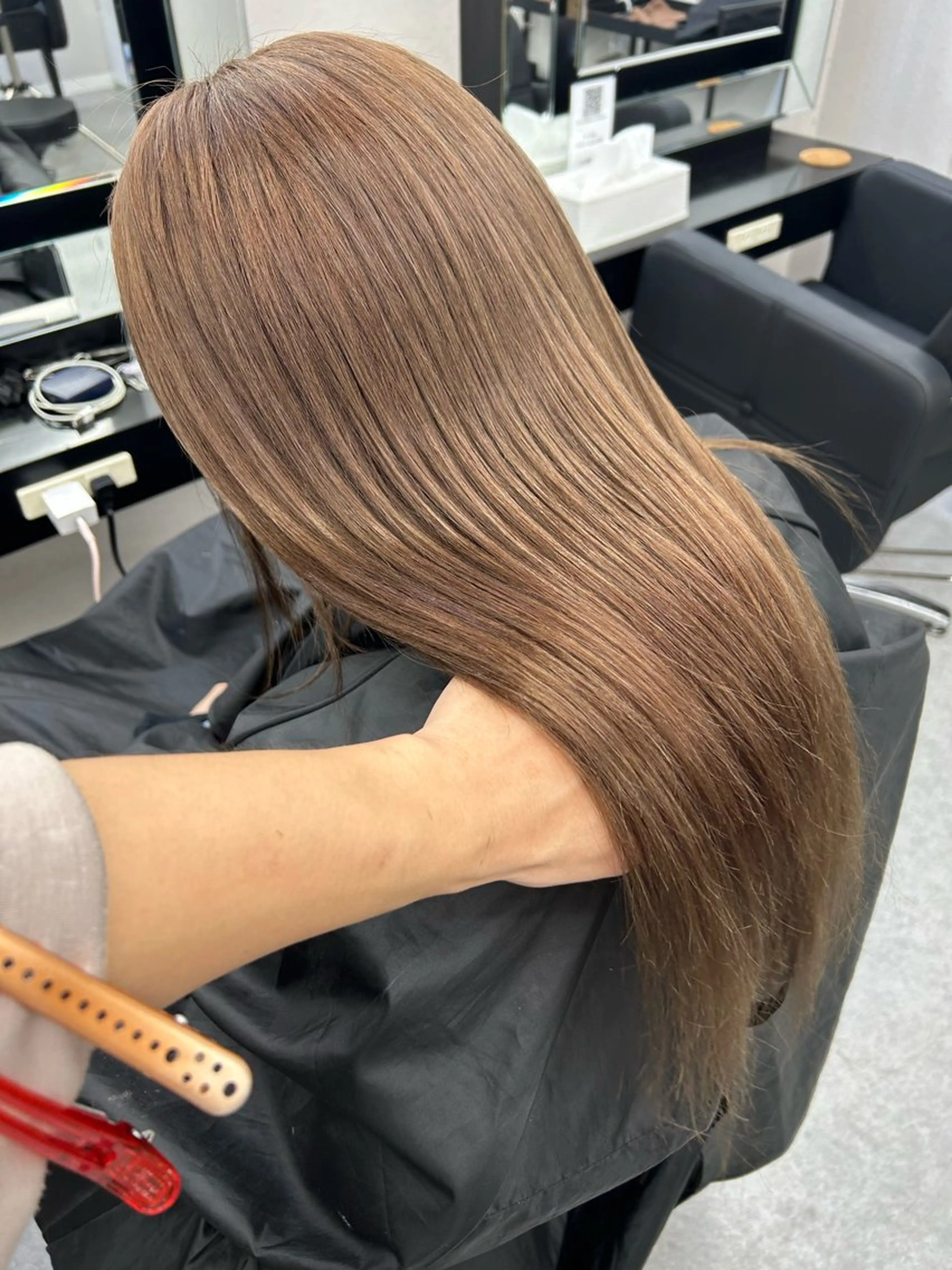 ミディアム ミルクティーブラウン トリートメント ヘアカラー 馴染ませエクステ/ ヒロヤのヘアスタイル