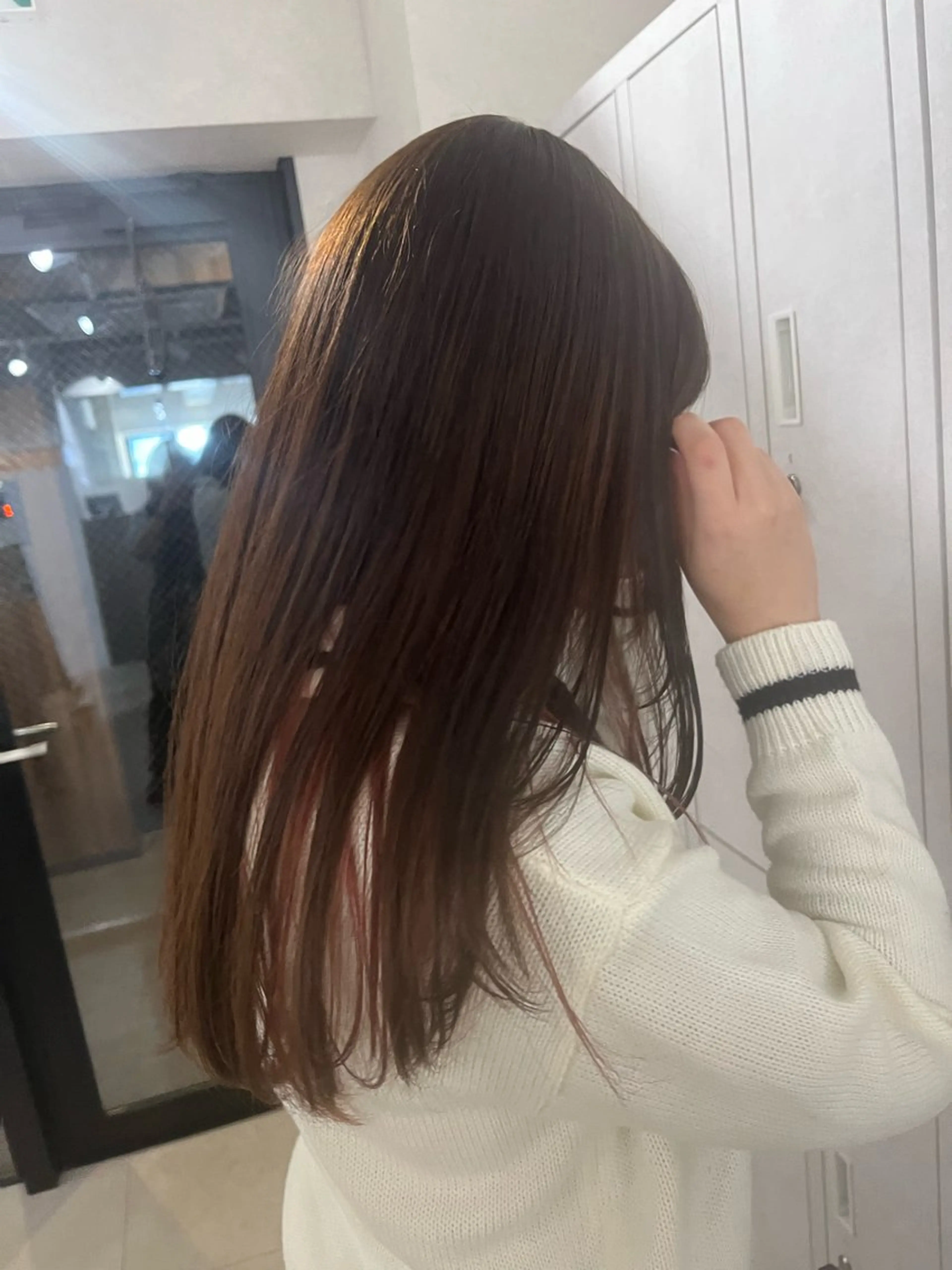 ロング カラー ベージュカラー オリーブベージュ ピンクカラー anon Loemのヘアスタイル