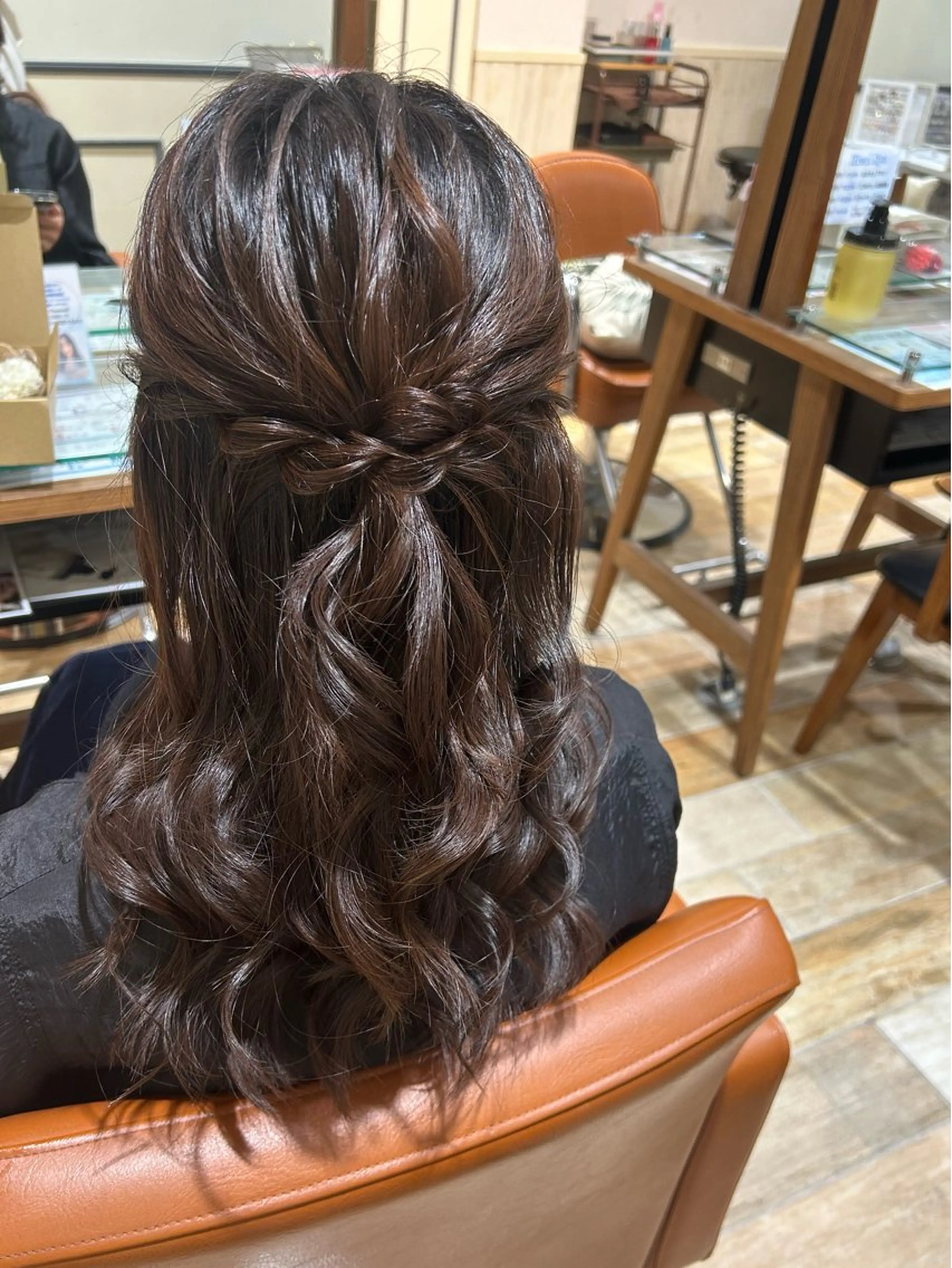 ヘアアレンジ ハーフアップ ヘアセット 須藤 向日葵のヘアスタイル