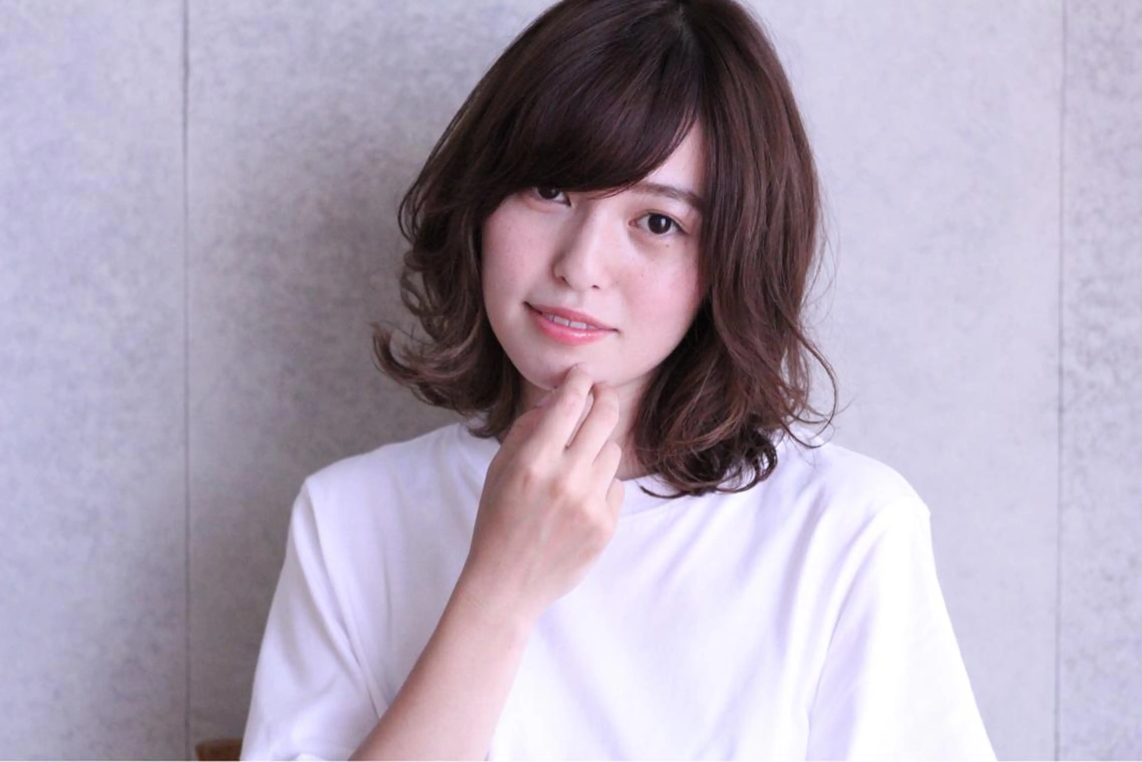 ミディアム 鈴木 悠史のヘアスタイル