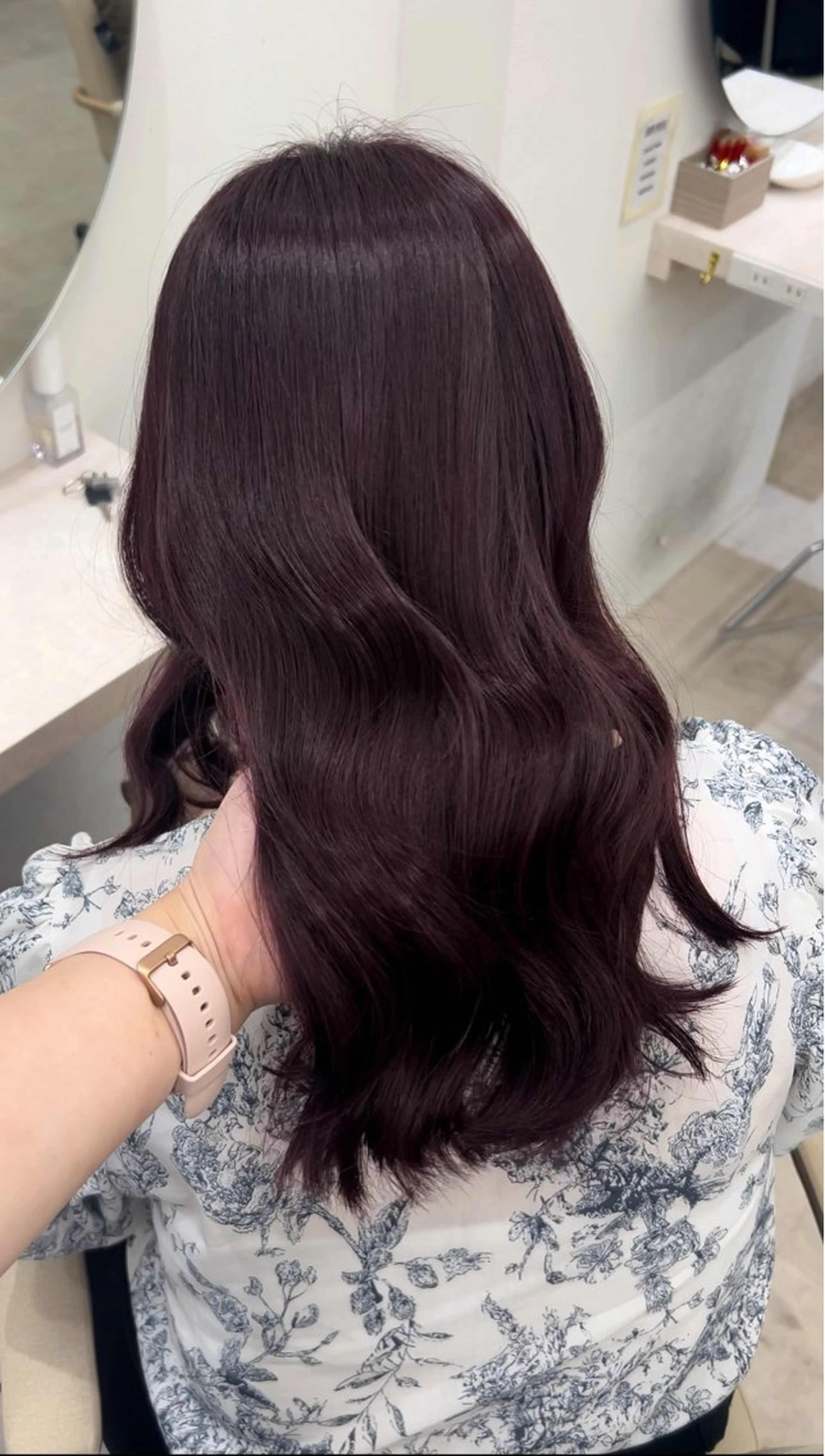 ミディアム カラー ヘアカラー トリートメント Core　山下 このはのヘアスタイル